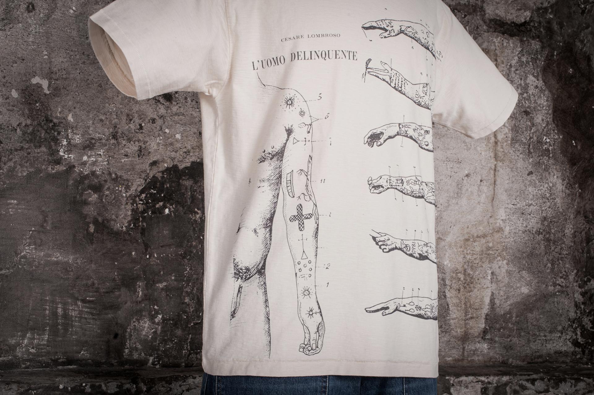 TRICOT TATUAGGIO DI CRIMINALI "CESARE LOMBROSO" - NATURAL