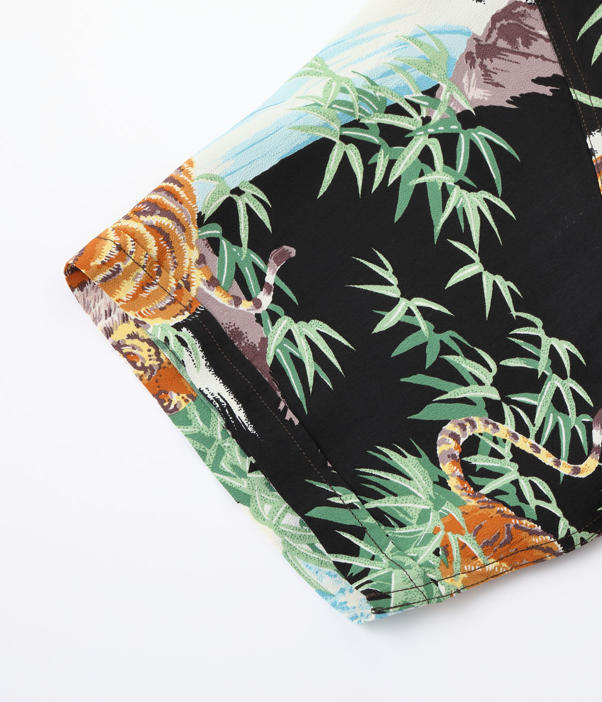 SS39478 SUN SURF SPECIAL EDITION “SASA TORA” - BLACK