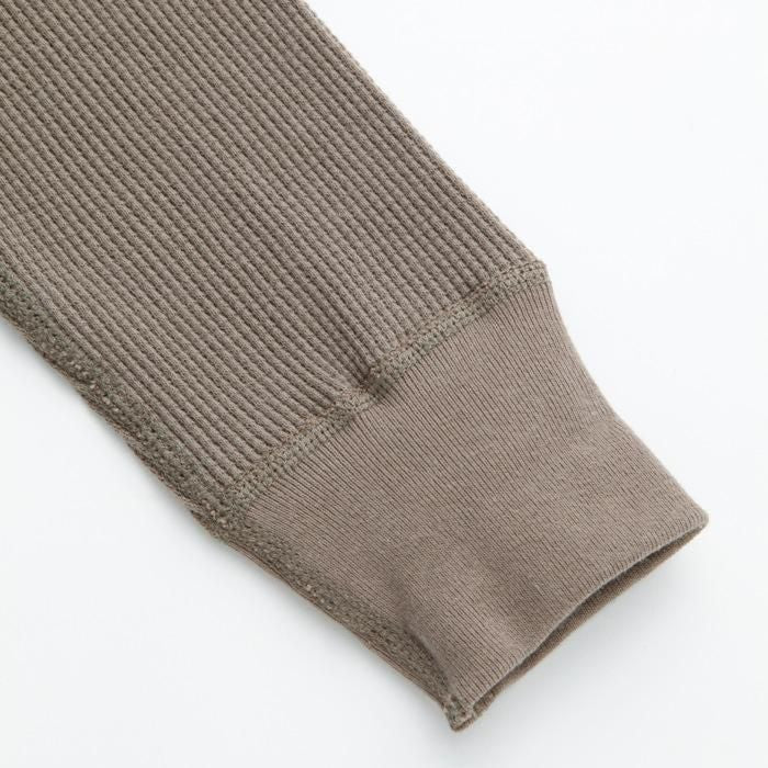 OPEN-END WAFFLE HENLEY NECK LONG-SLEEVE T-SHIRT - KHAKI