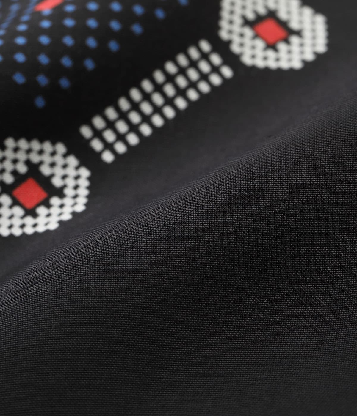 DK39446 DUKE KAHANAMOKU SPECIAL EDITION “WESTCOAST PATTERN” (SHORT SLEEVE) - BLACK