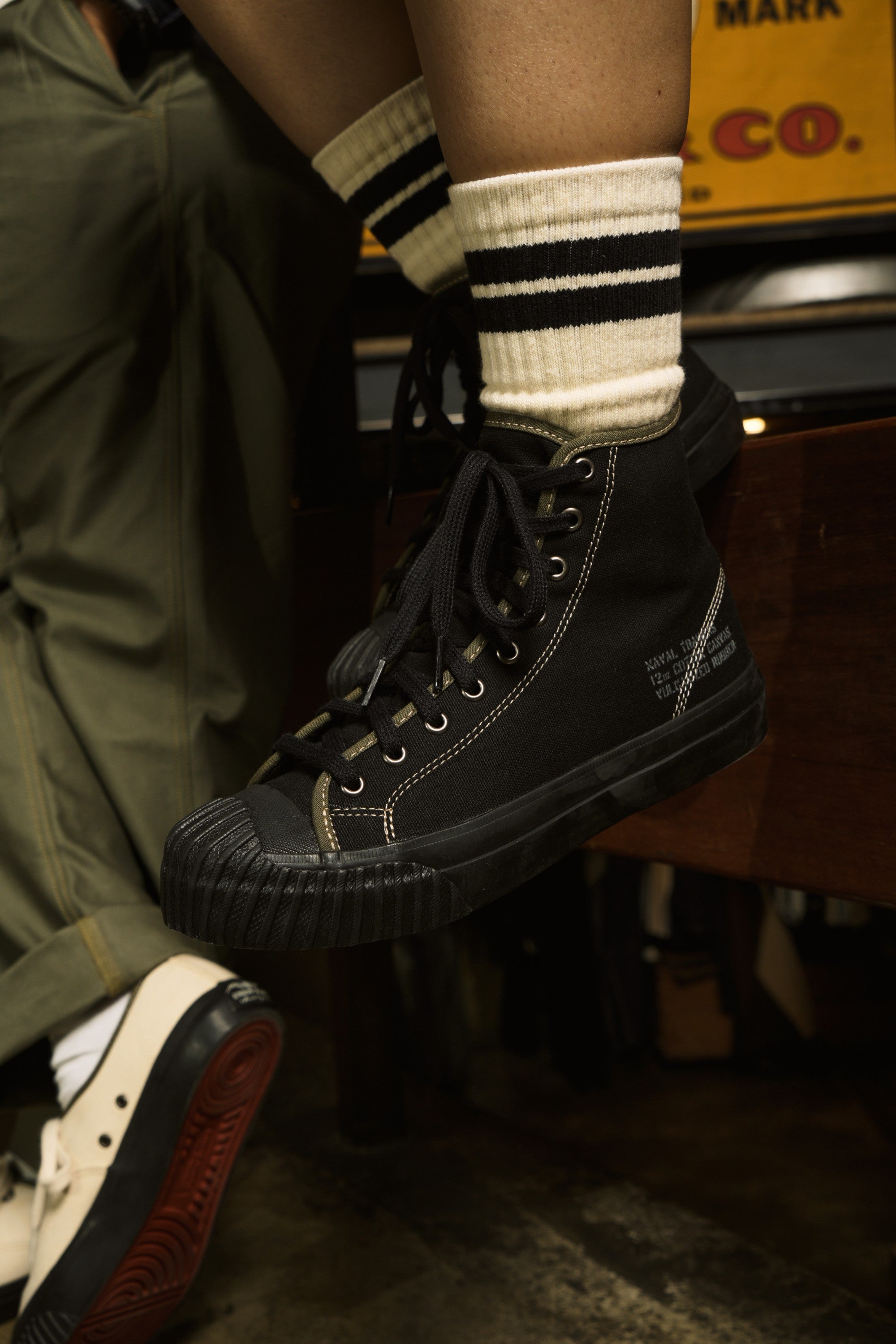 NAVAL TRAINERS HI TOP - BLACK CANVAS
