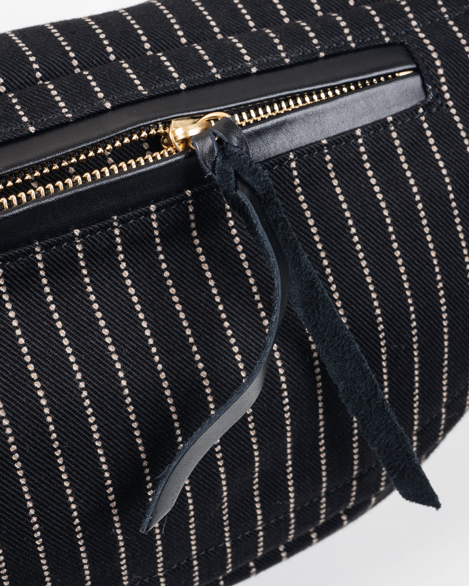 IHE-37-BLKW 12OZ WABASH WAIST BAG - BLACK