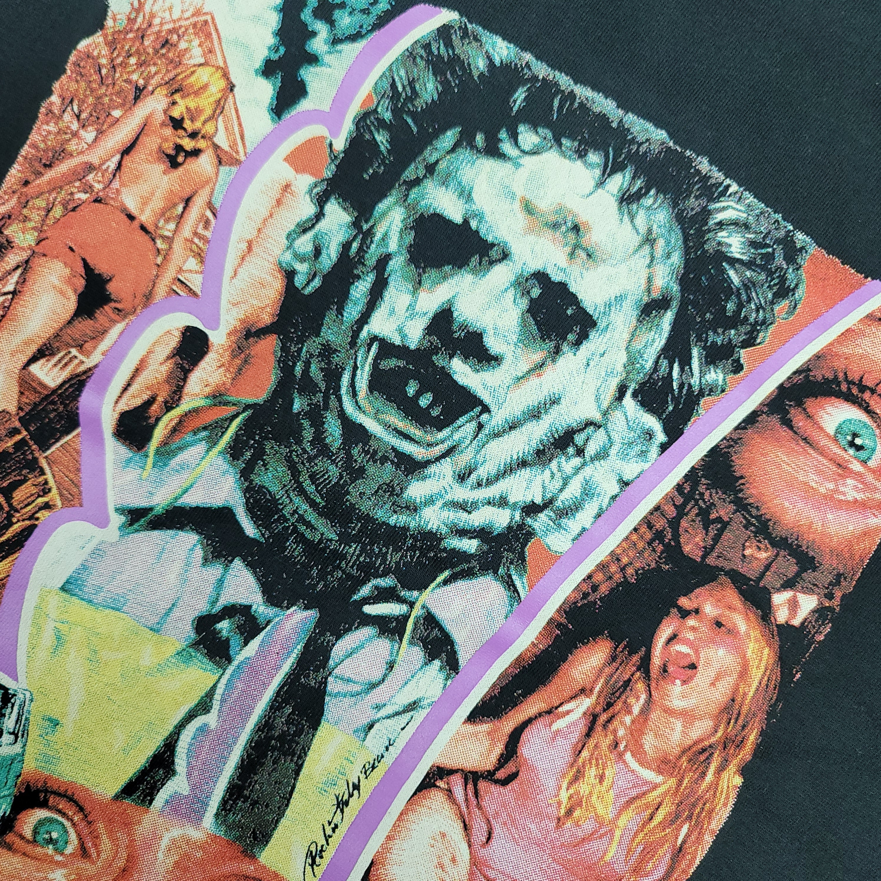 "THE TEXAS CHAIN SAW MASSACRE" T-SHIRT (POSTER Version) - BLACK
