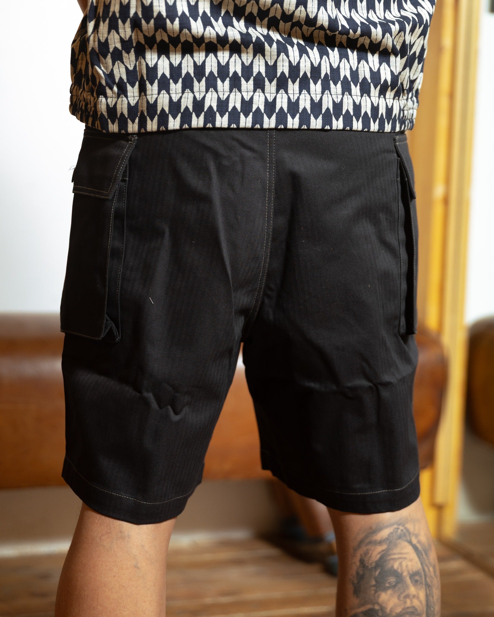 P43 Short Pants - Black HBT