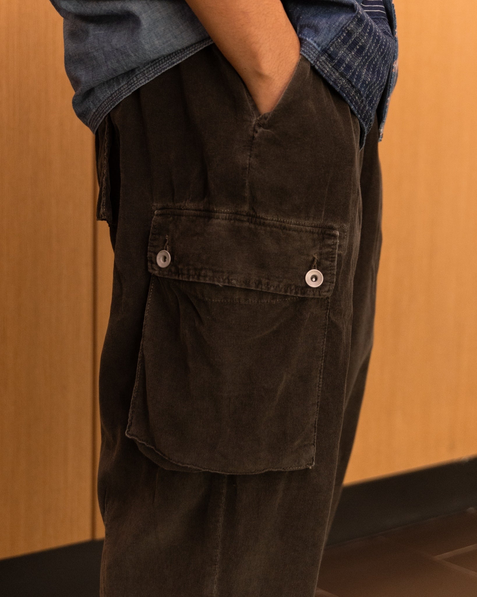 LIGHT CORDUROY BALOON MONKEY PANTS - BLACK