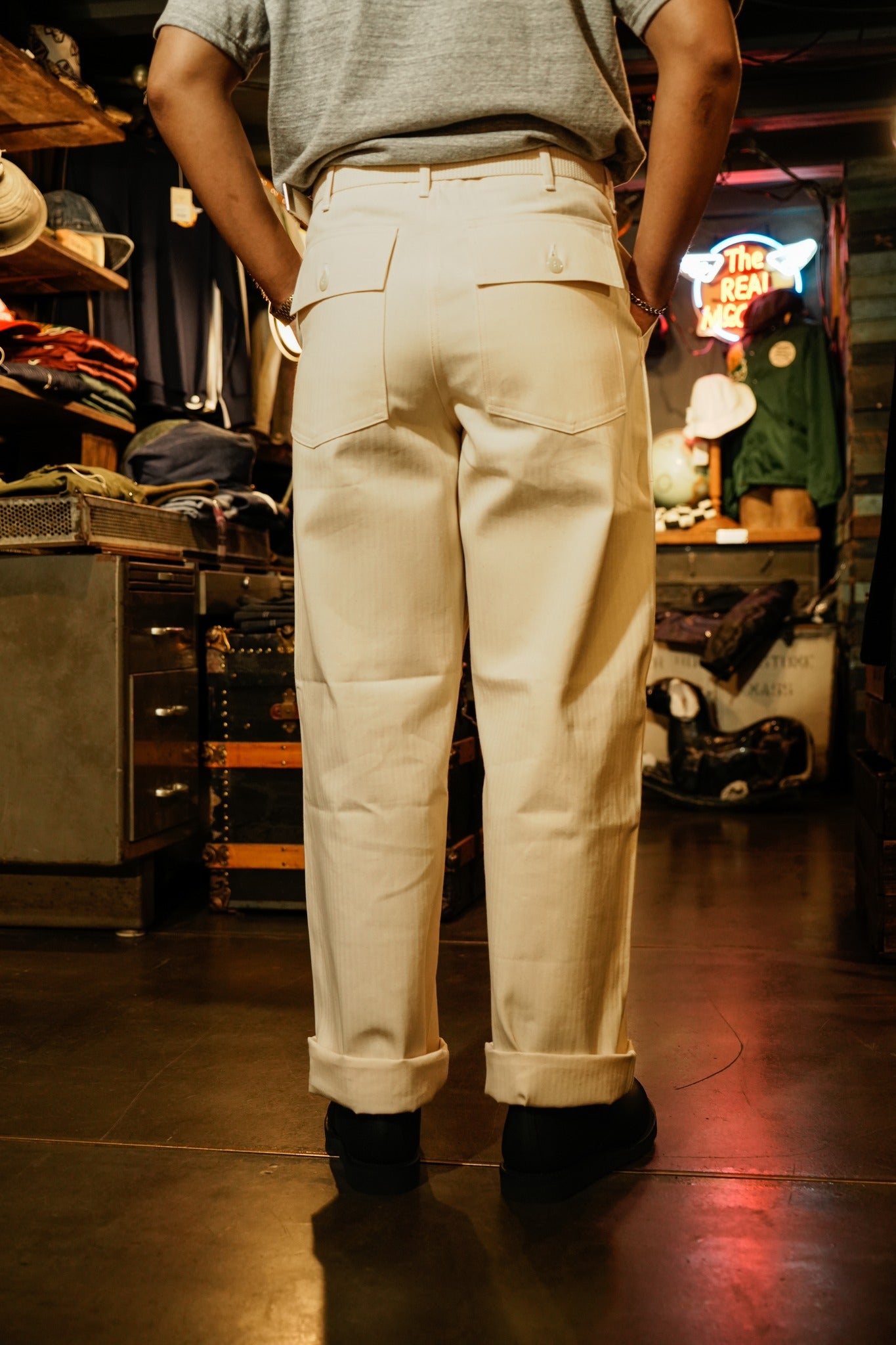 MP23017 UTILITY TROUSERS / WHITE HBT - ECRU