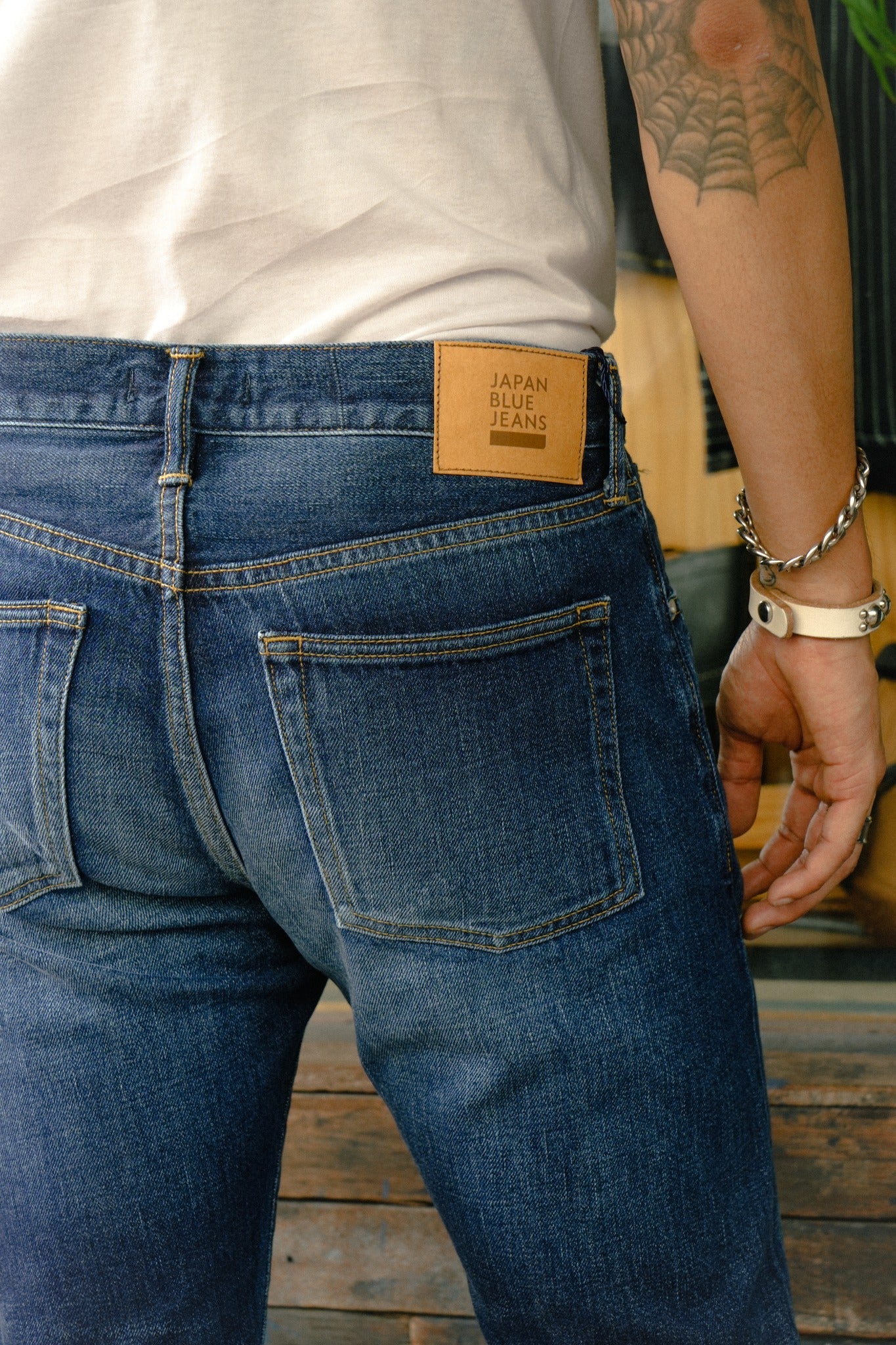 JBAG1371-D01 11oz Denim Blue Selvedge Slim (Aging Wash) - INDIGO