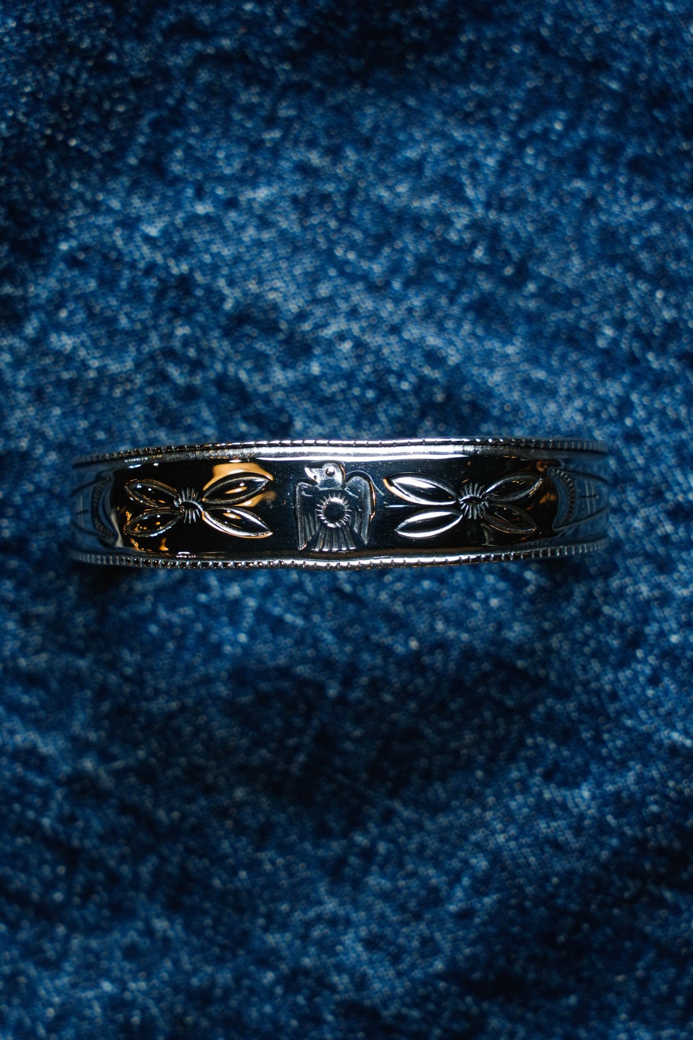 BR-0103 THUNDERBIRD STAMP BRACELET