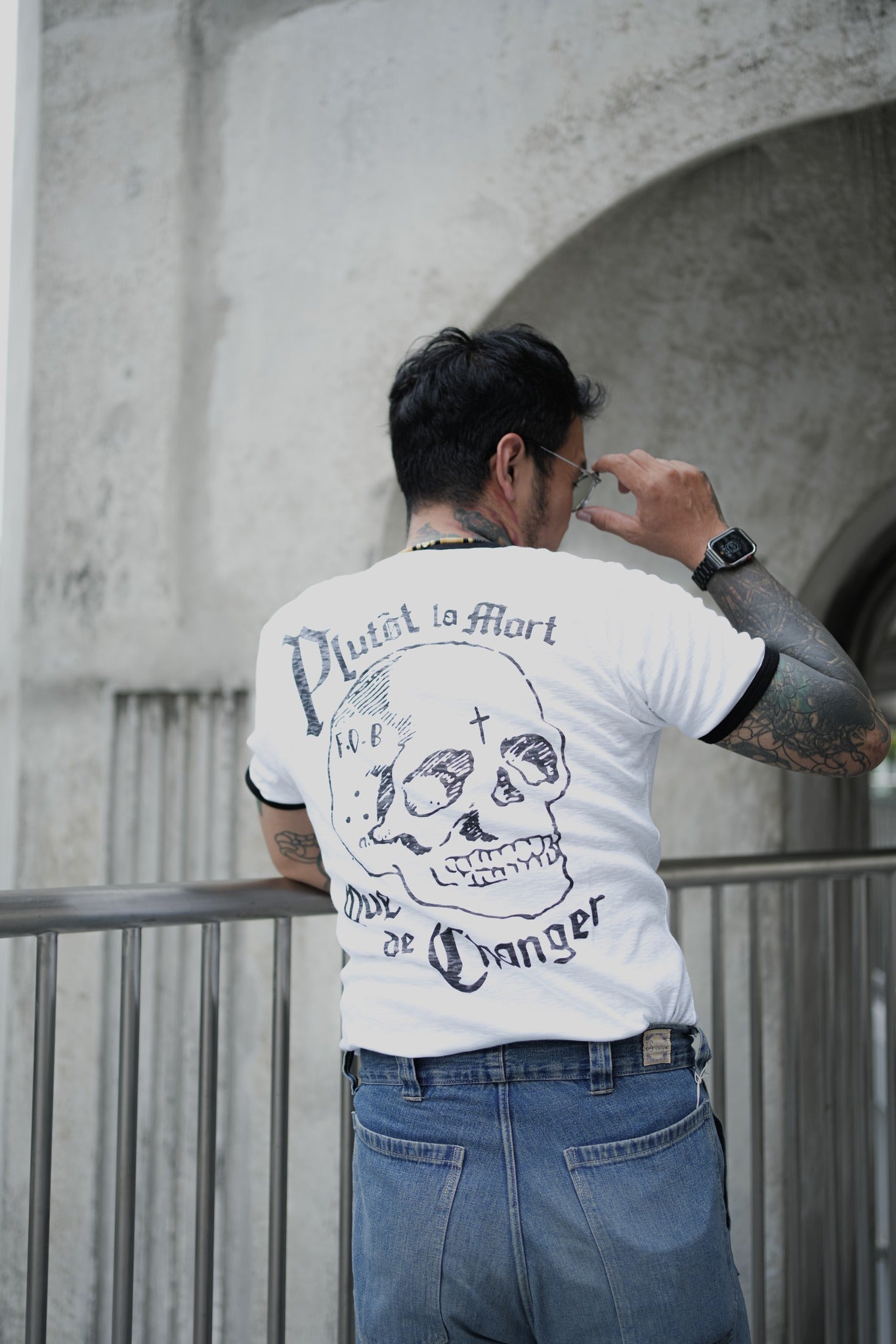 LE TRICOT PLUTOT LA MORT - WHITE