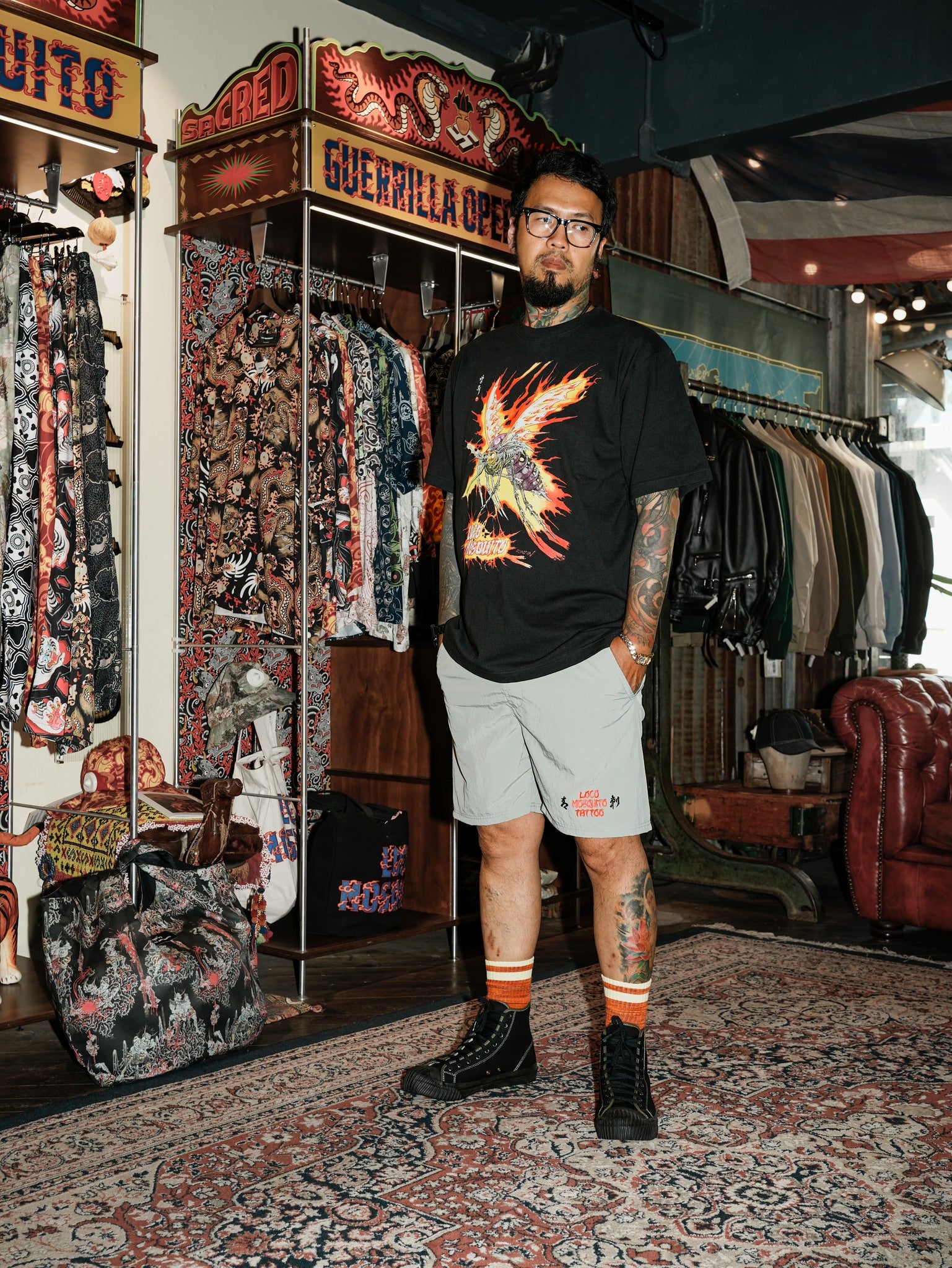 L. MOSQUITO TATTOO SHORTS - GREY