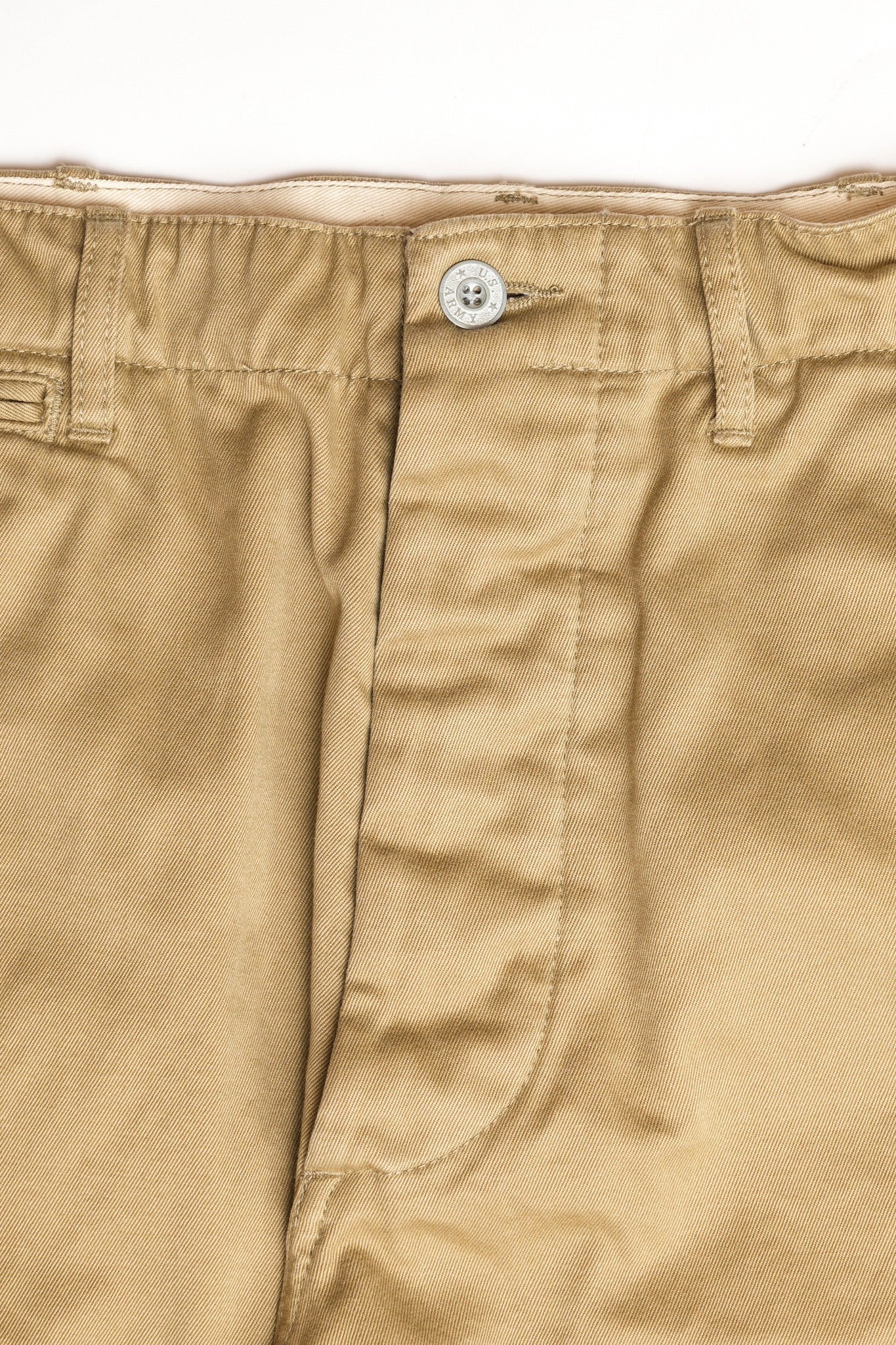 COTTON TWILL P-41 STYLE CHINO PANTS WITH STENCIL - BEIGE