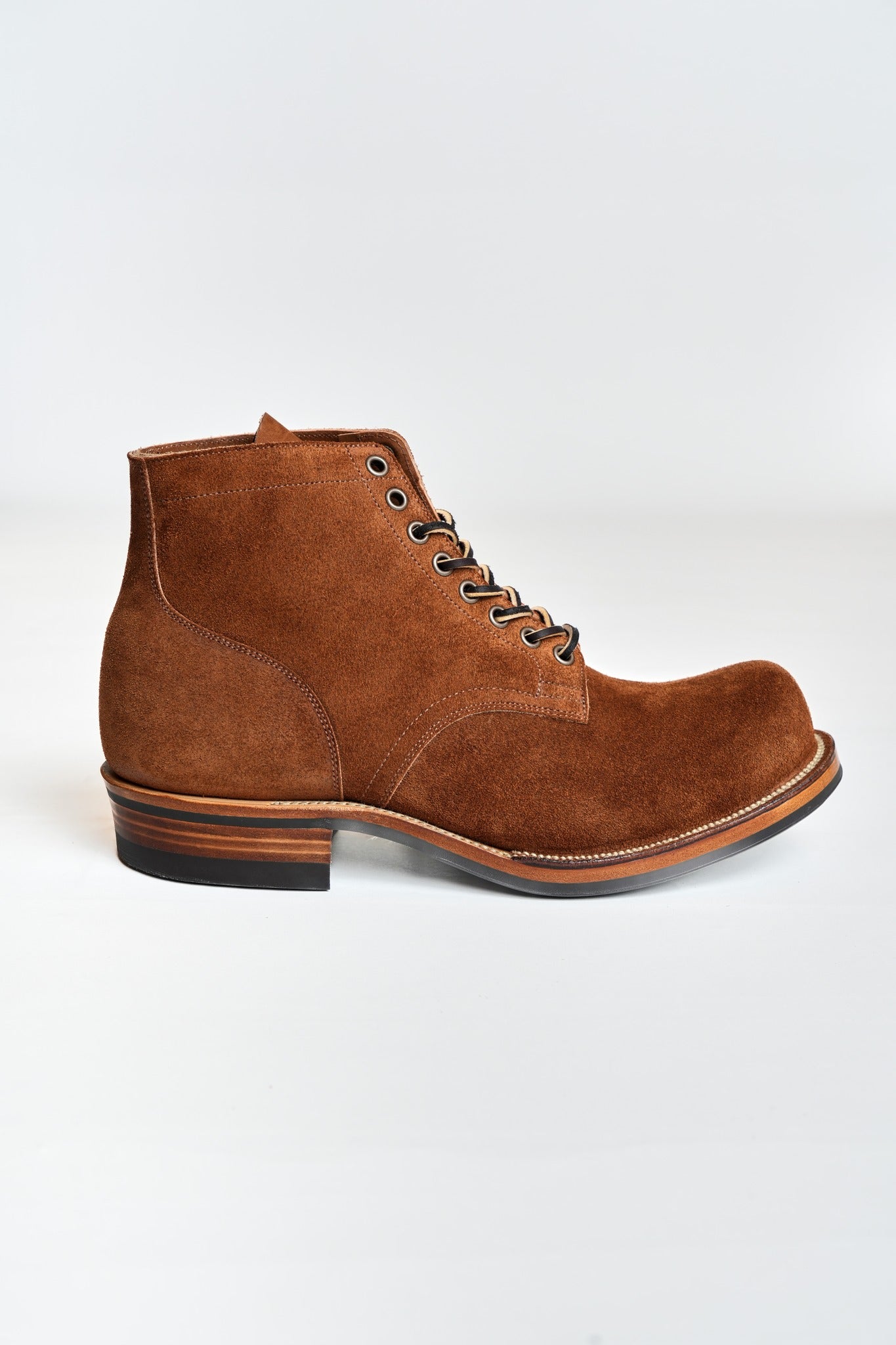 SB310 HRWN - Washed Brown Waxed Flesh