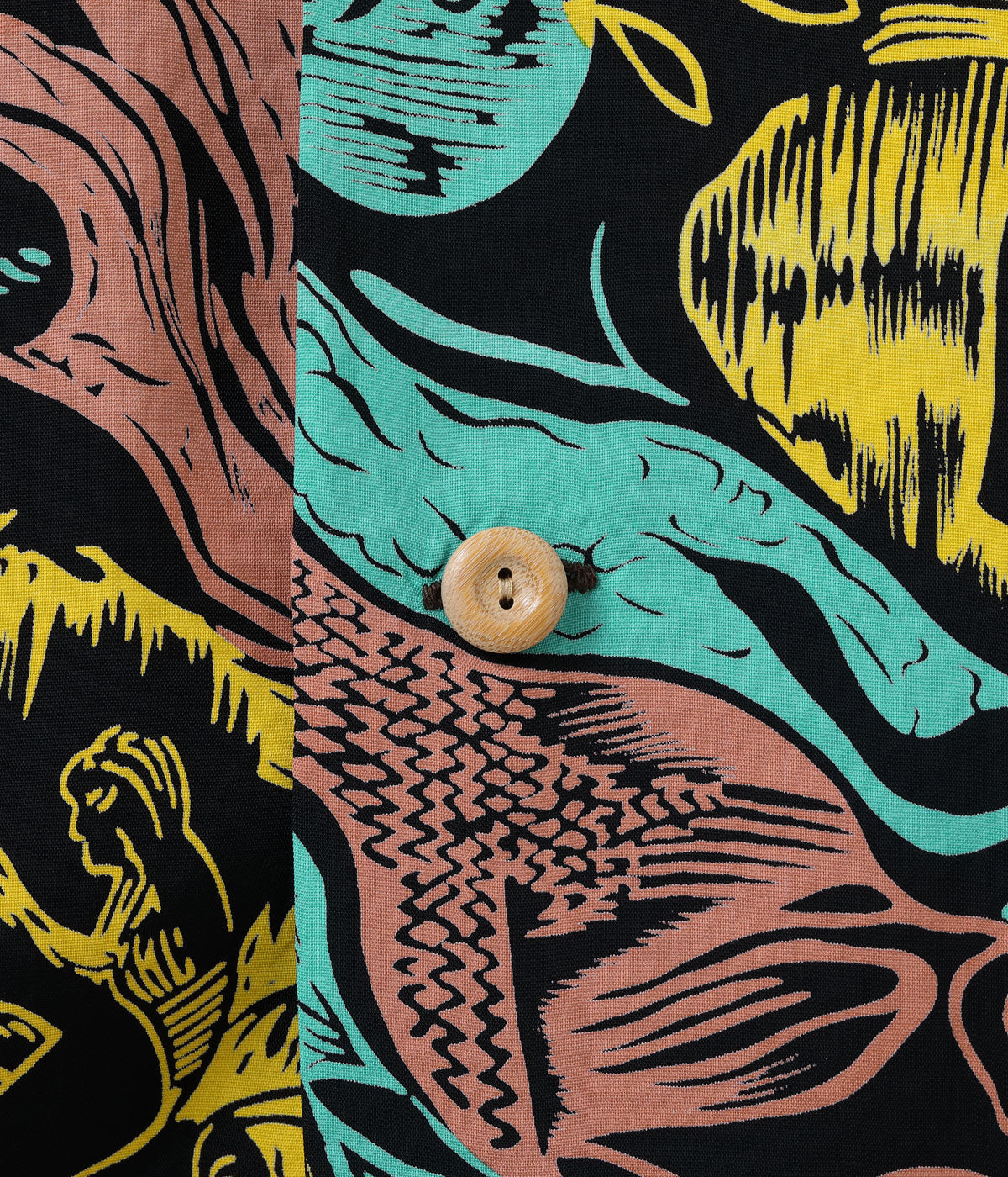 SS39673 SUN SURF SPECIAL EDITION “GAUGUIN WOODCUT MYSTIC” (SHORT SLEEVE) - BLACK