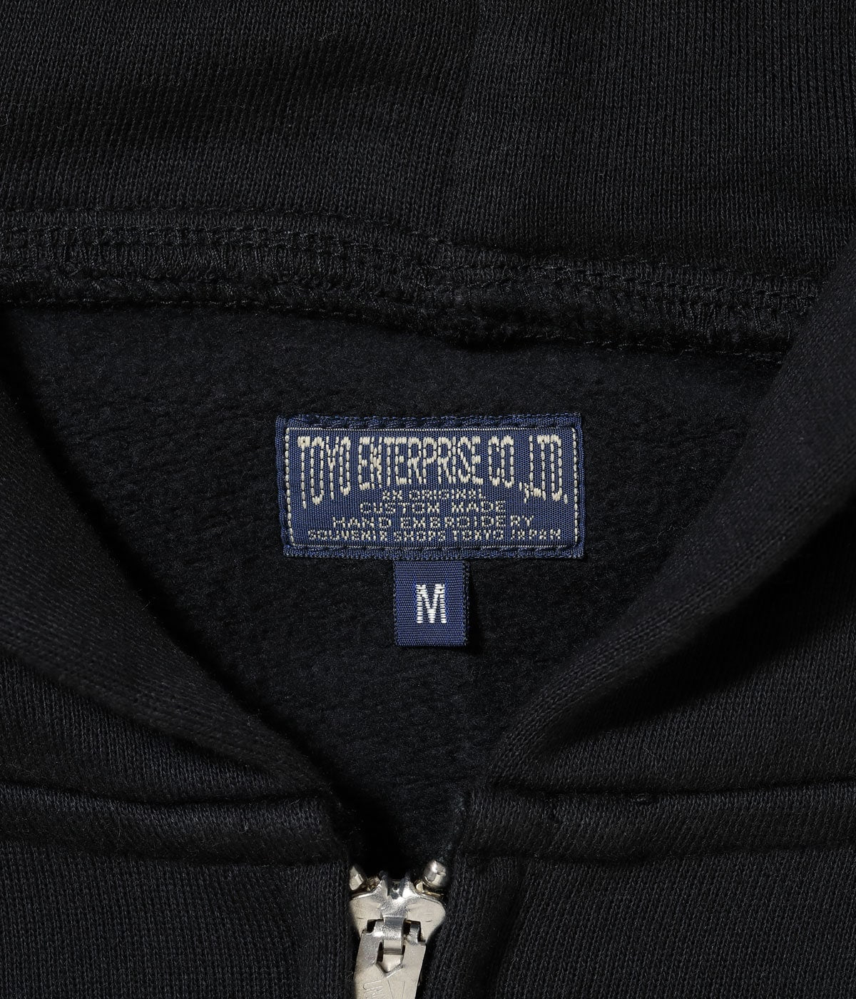 TT69817 SUKA ZIP PARKA EMBROIDERED “ALASKA” - BLACK