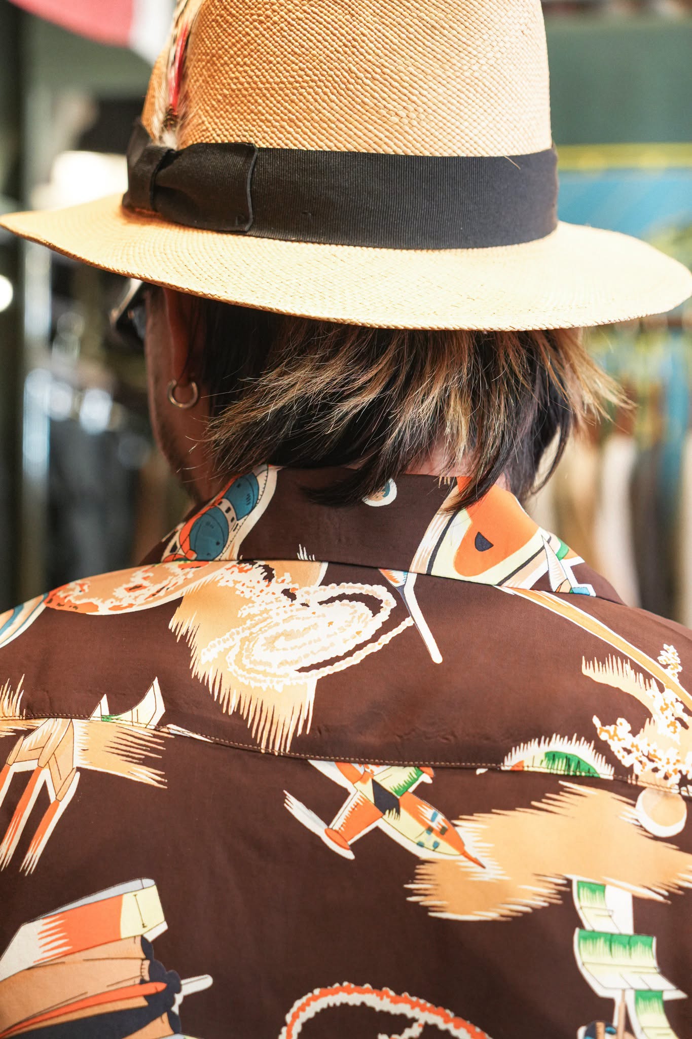 SS39477 SUN SURF SPECIAL EDITION “THE SPACE SHIP” - BROWN