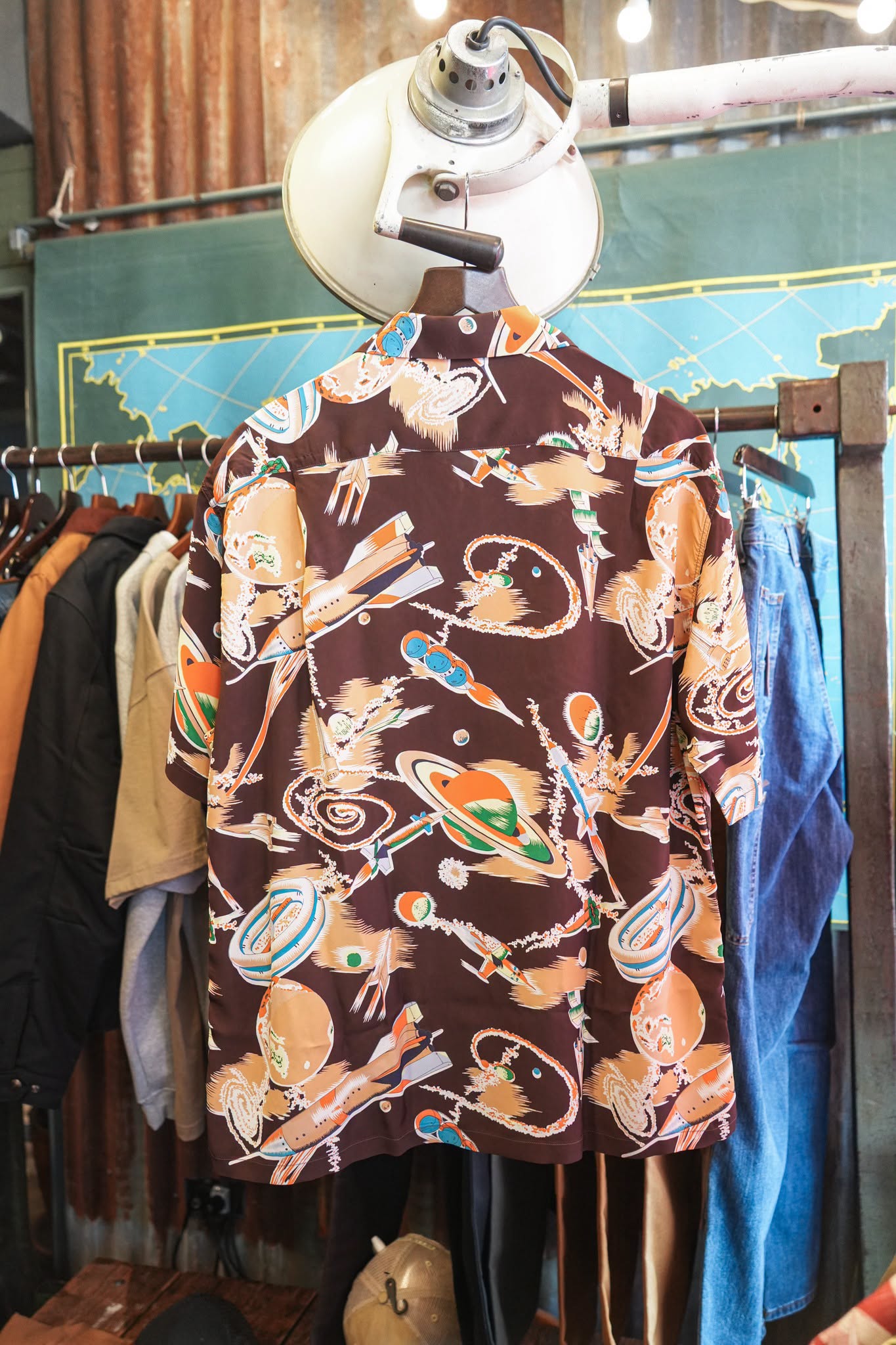 SS39477 SUN SURF SPECIAL EDITION “THE SPACE SHIP” - BROWN
