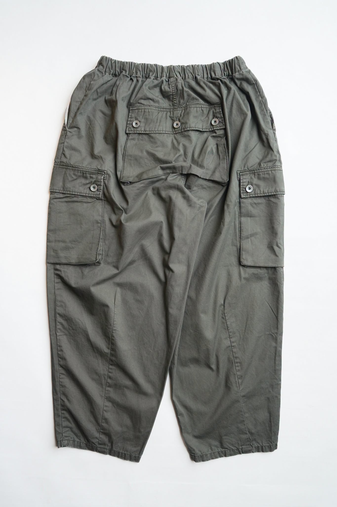 LIGHT PEACH TWILL BALOON MONKEY PANTS - GREEN