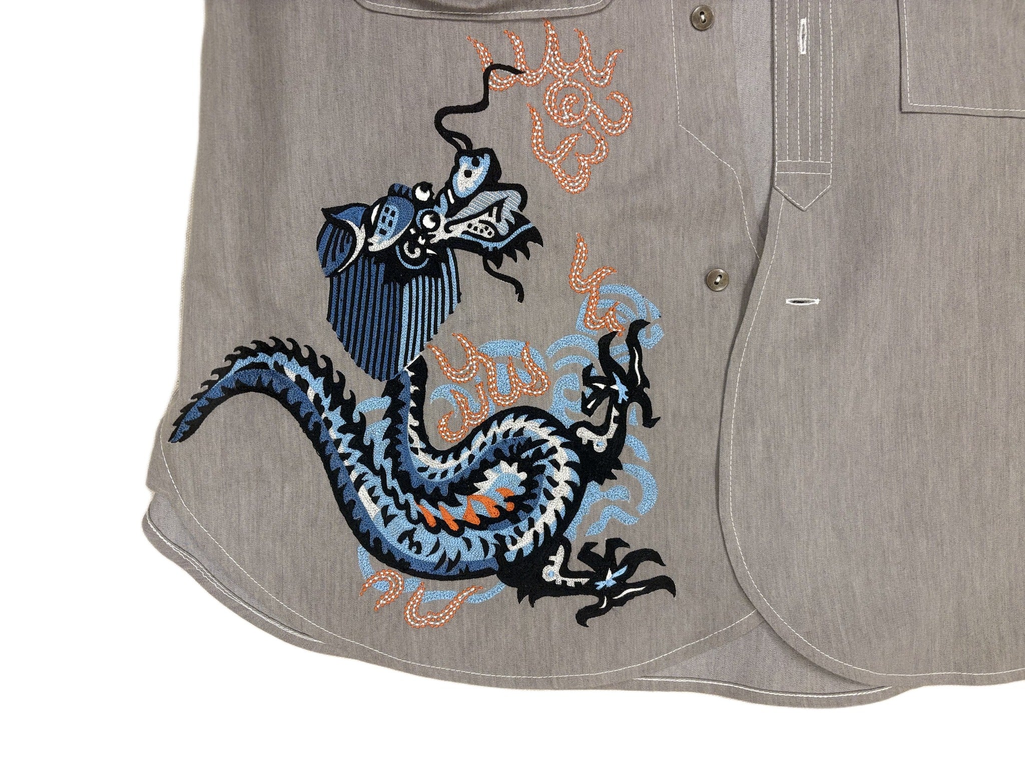 AK/PR/LOT2/SHRT049 Cargo 4-pocket workwear half-sleeve shirt with large embroidered Dragon motif - GREY