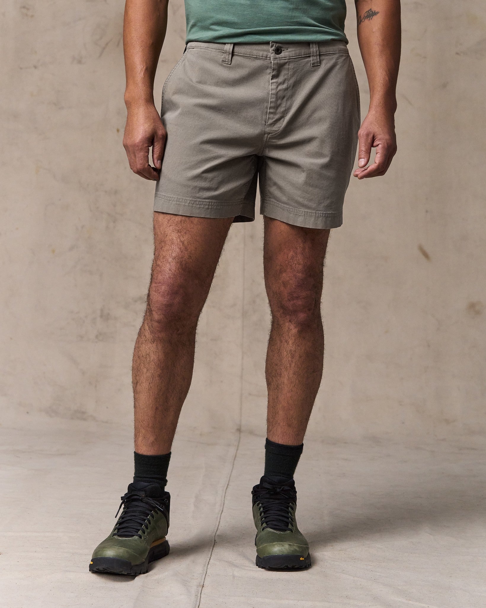 GRANITE MOUNTAIN 6" SHORTS - HAWK BROWN