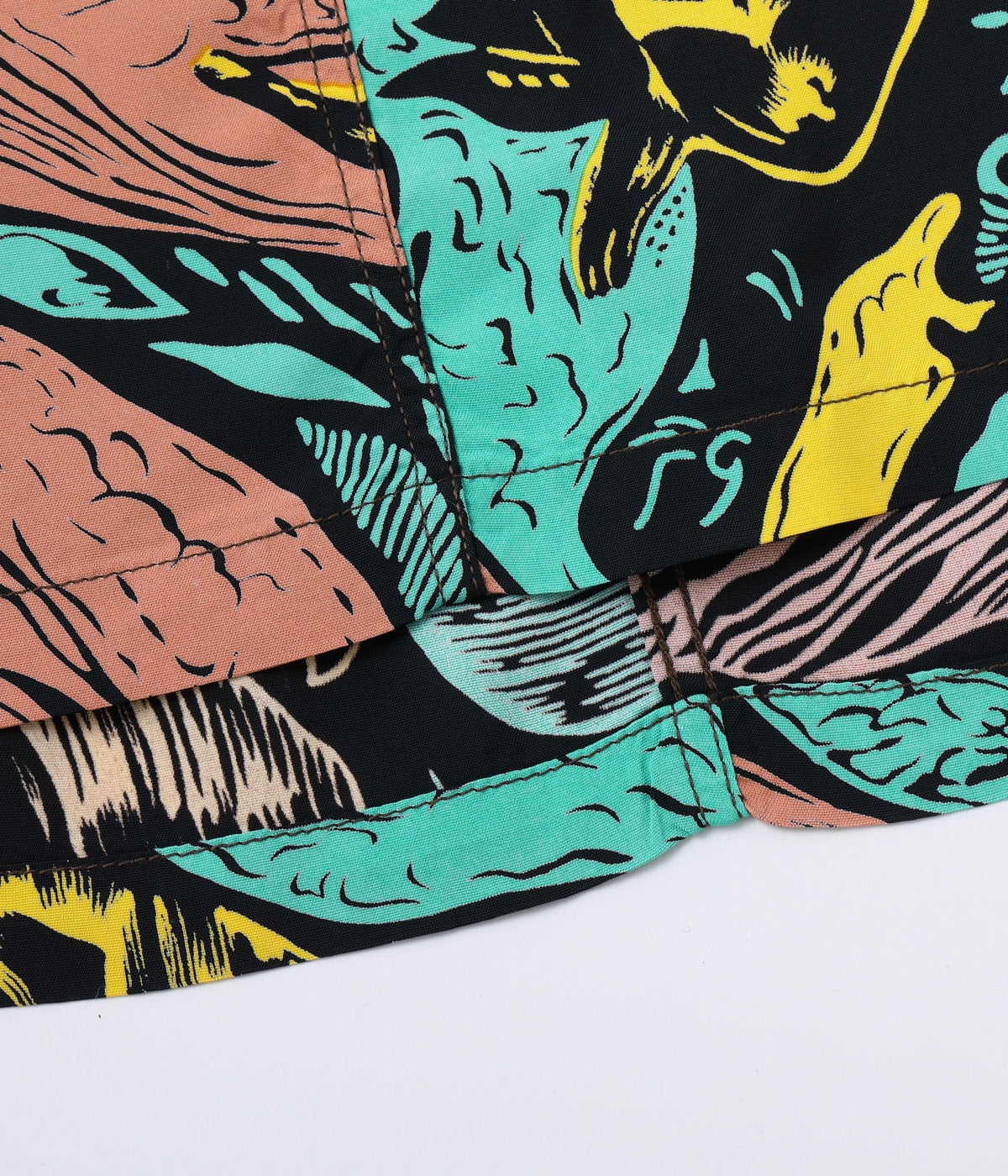 SS39673 SUN SURF SPECIAL EDITION “GAUGUIN WOODCUT MYSTIC” (SHORT SLEEVE) - BLACK