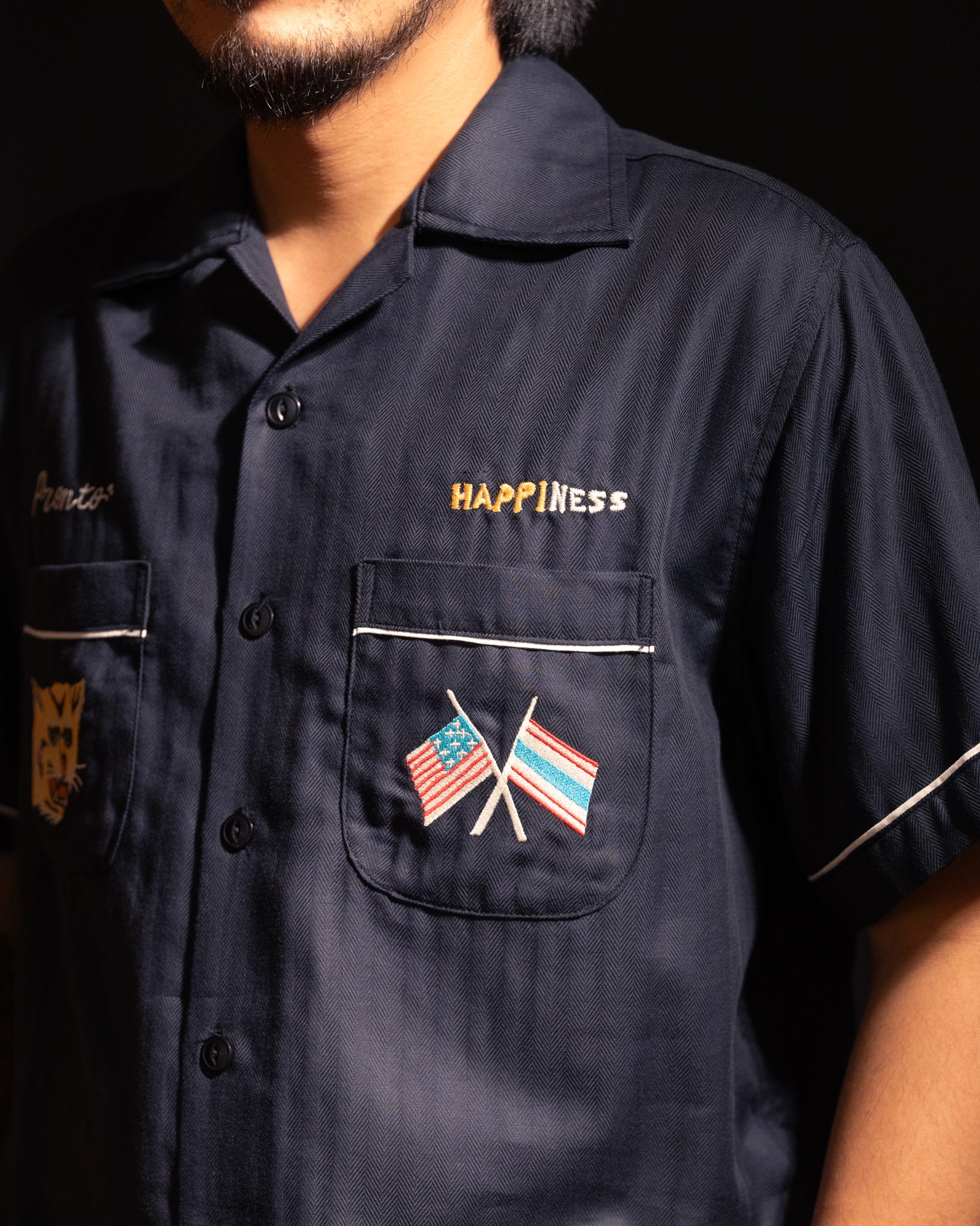 Souvenir Shirt Udon - Black HBT