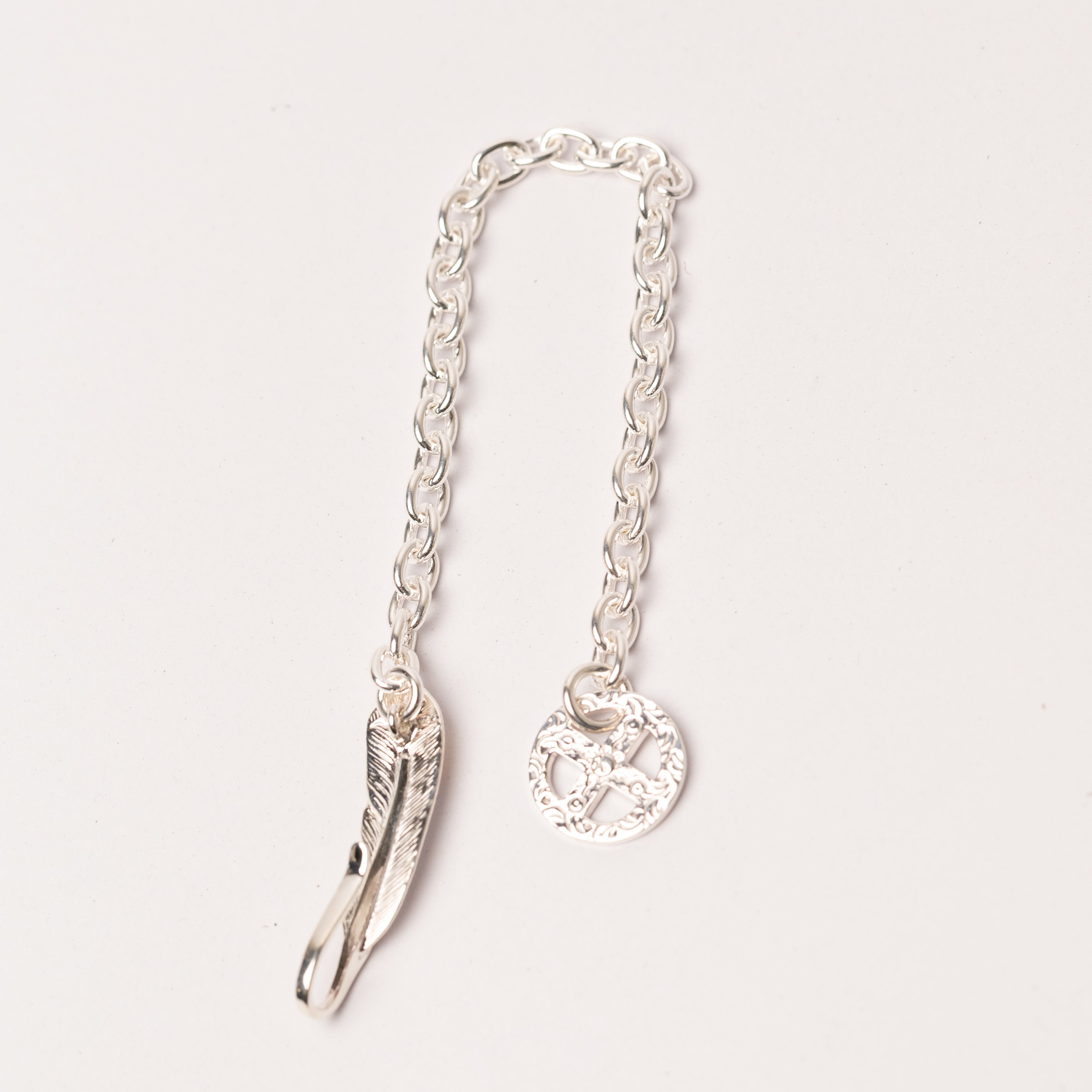 BR-306 K18 S Feather Hook + Medicine Wheel Chain Bracelet - NO COLOR