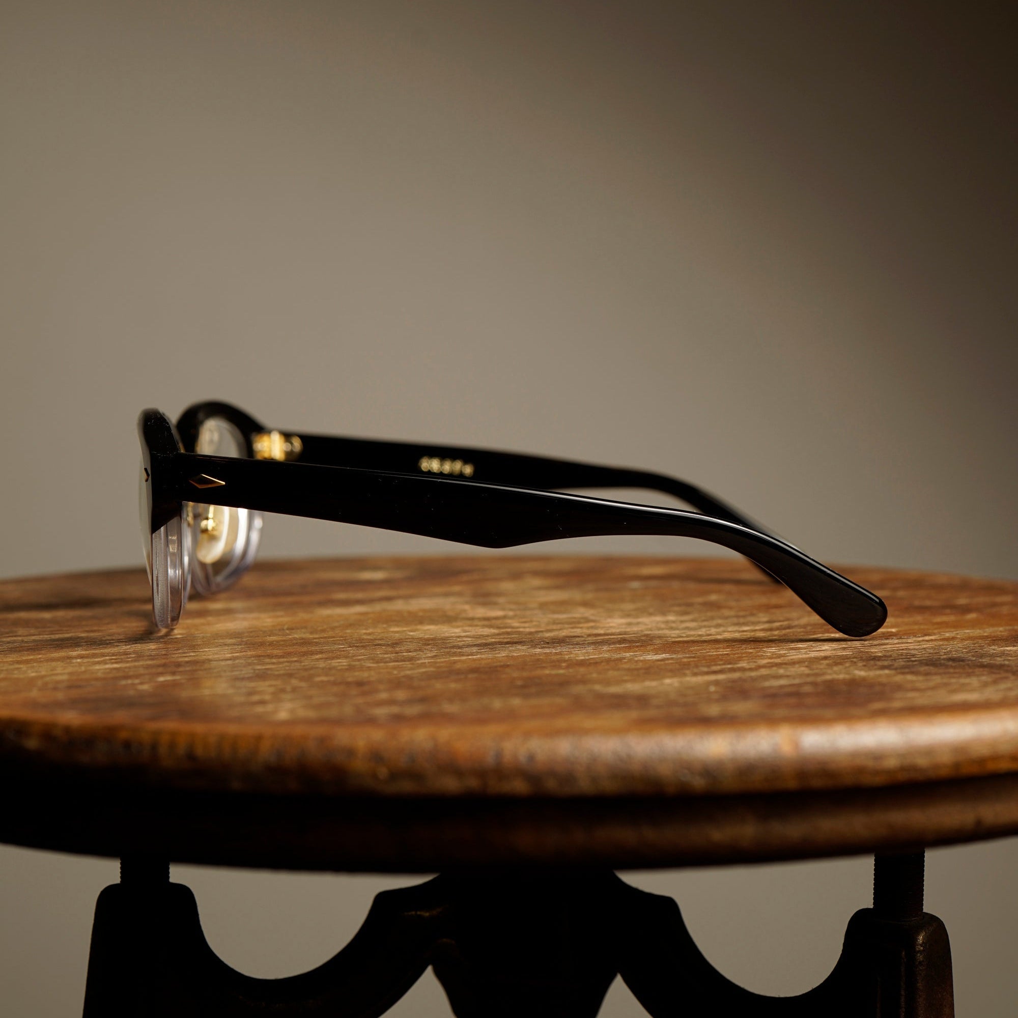 J-IMMY - GLASSES "ORNAMENT" - GOLD BLACK x CLEAR