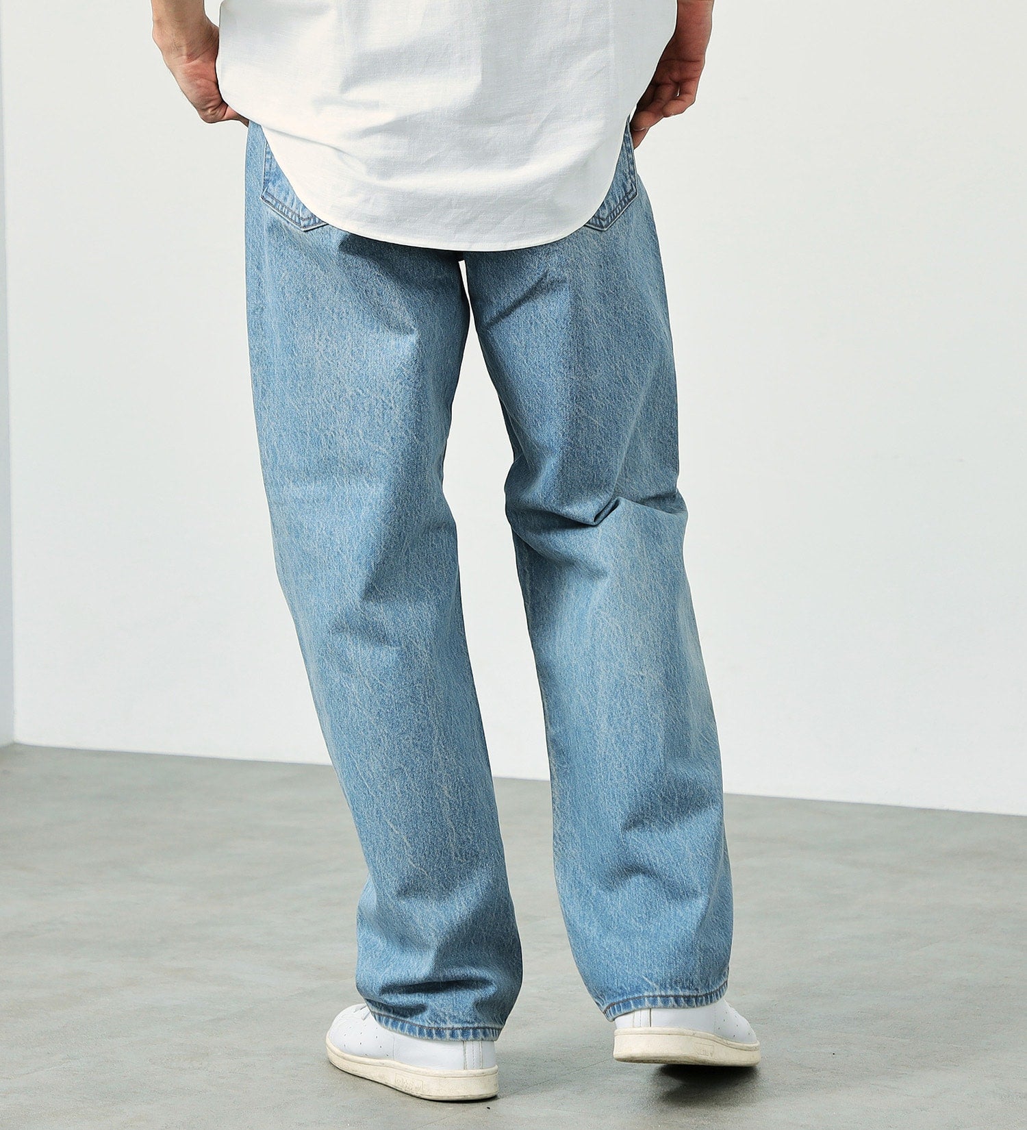 E50324-56 LOOSE STRAIGHT - LIGHT BLUE