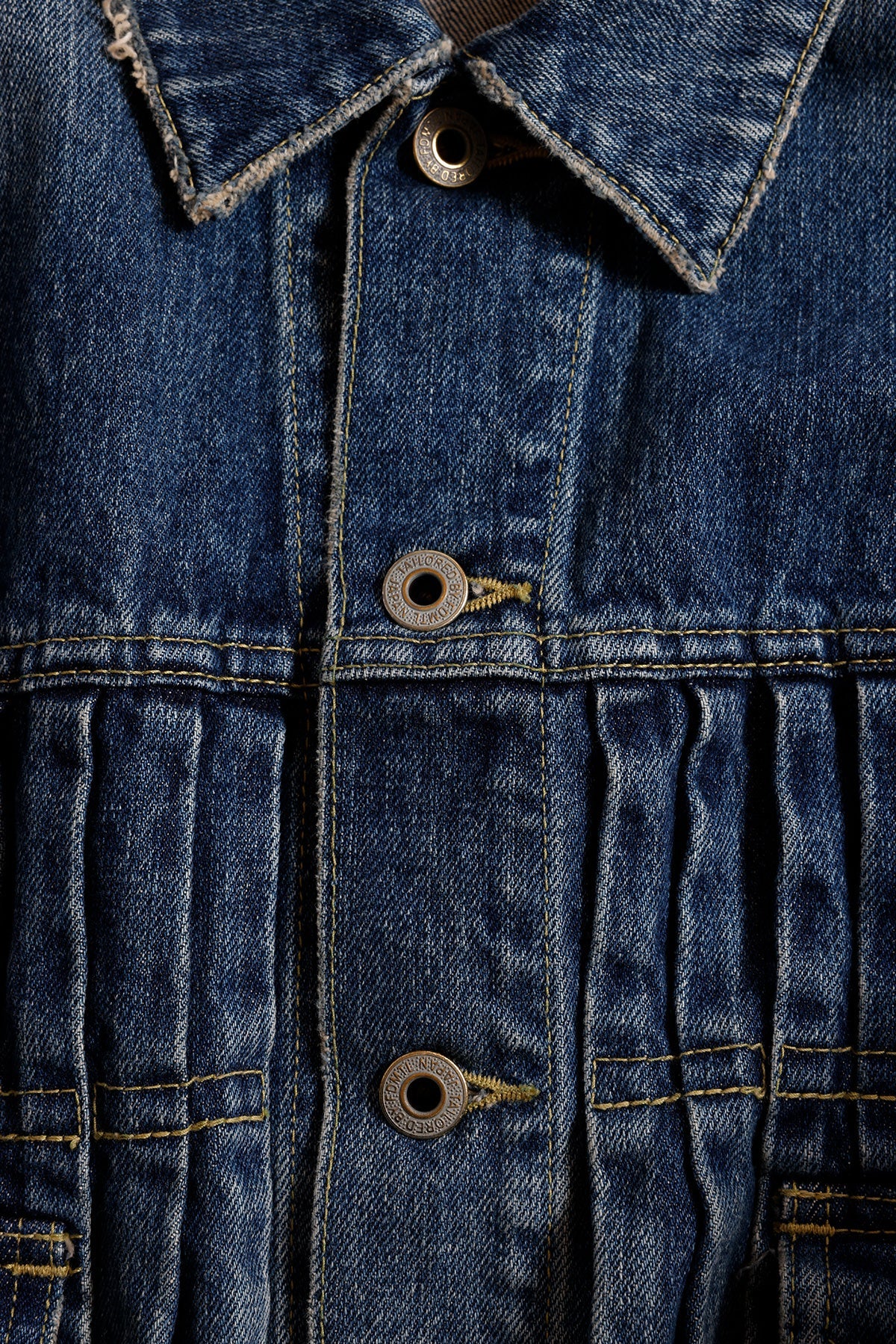 DENIM PLEATED JACKET 3YR WASH (FA26) - INDIGO