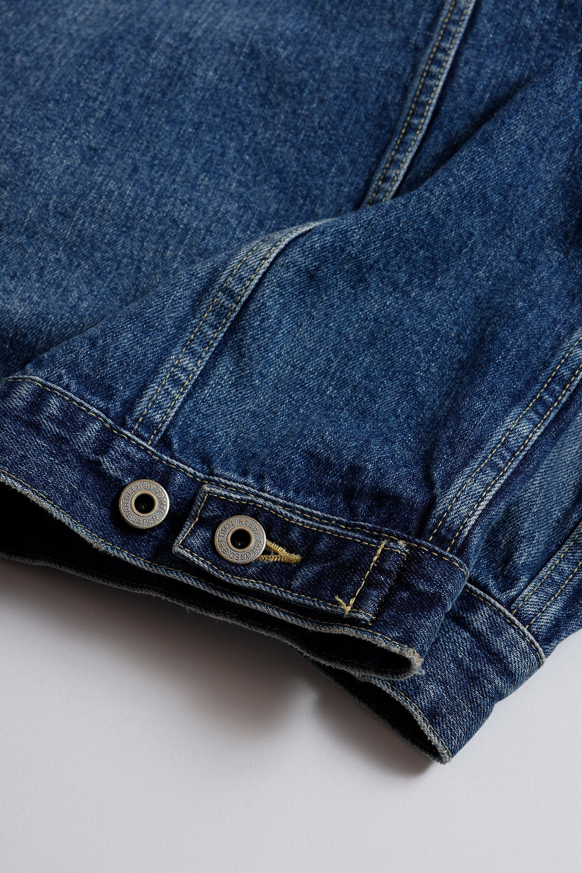 DENIM PLEATED JACKET 3YR WASH (FA26) - INDIGO