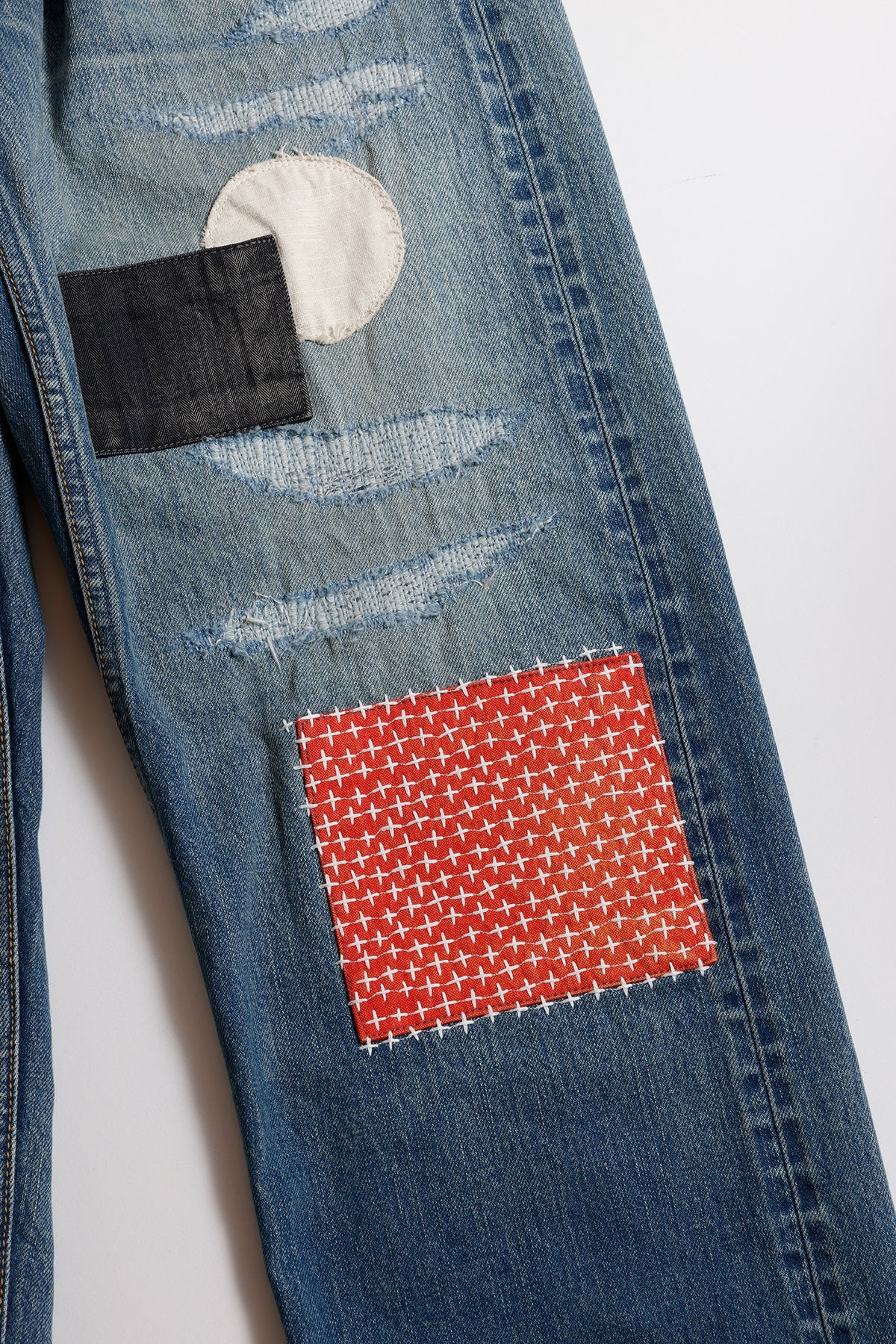 CLASSIC STRAIGHT DENIM CS134 (FA26) - INDIGO