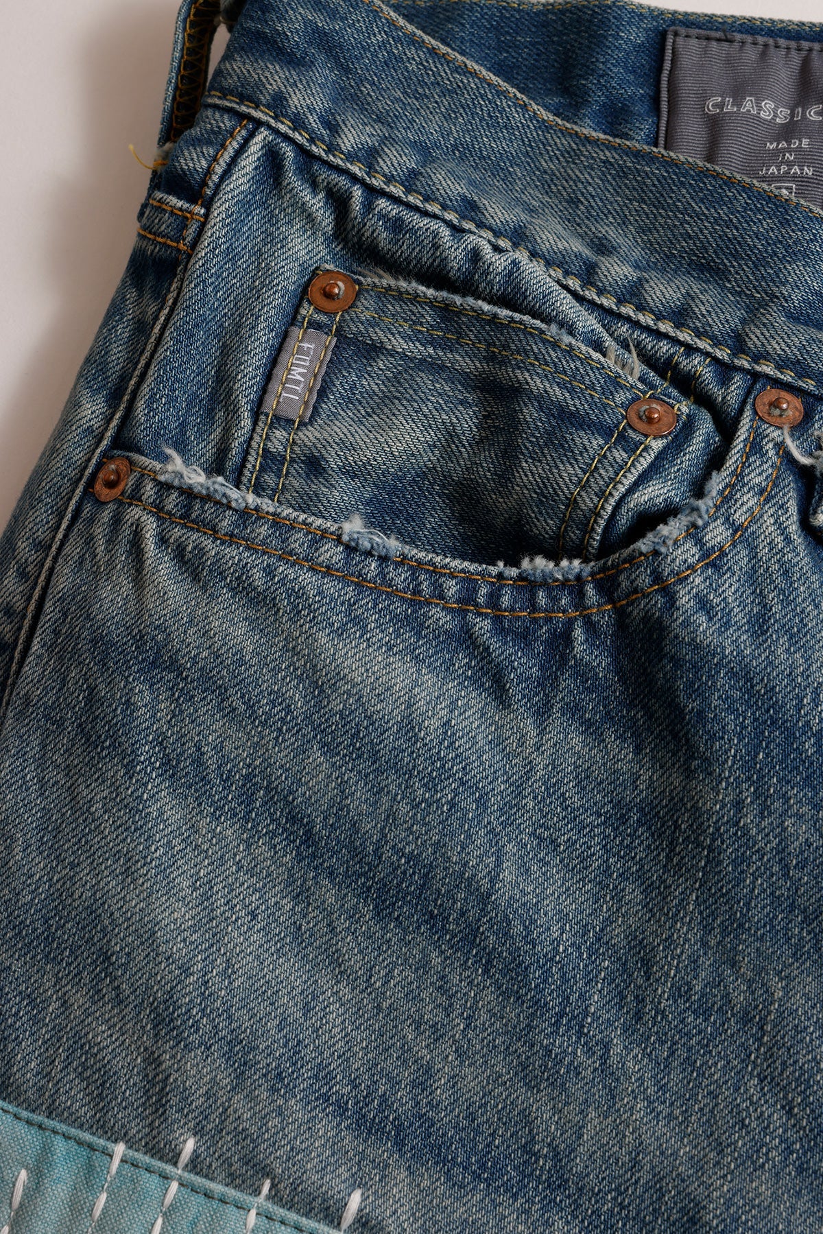 CLASSIC STRAIGHT DENIM CS134 (FA26) - INDIGO