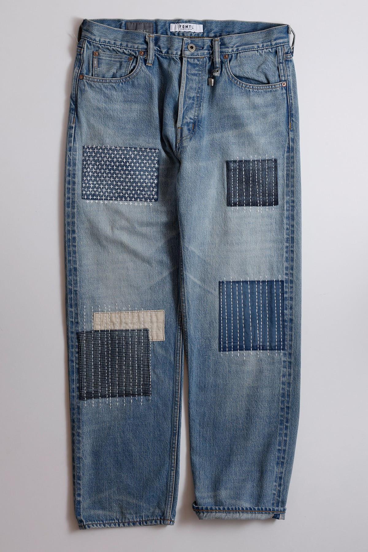 CLASSIC STRAIGHT DENIM CS135 (FA26) - INDIGO