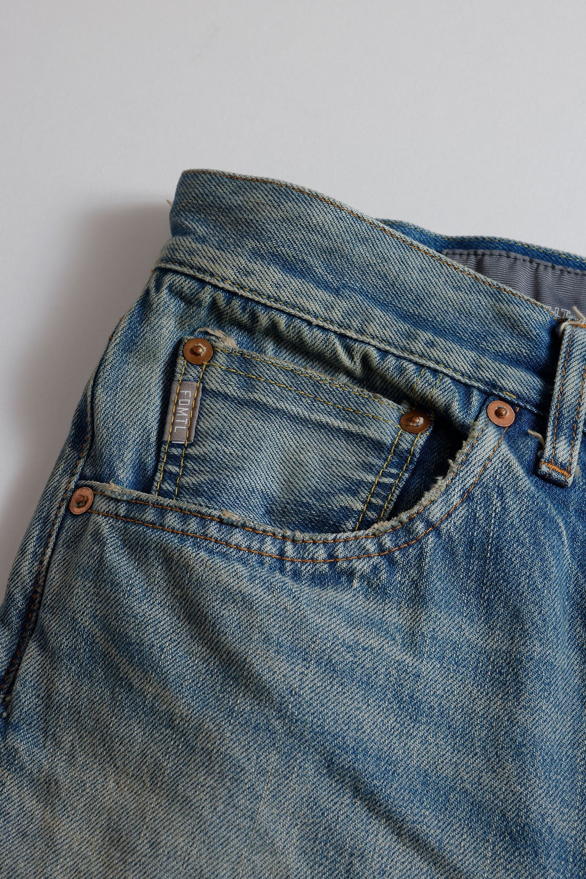 CLASSIC STRAIGHT DENIM CS121 (FA25) - INDIGO