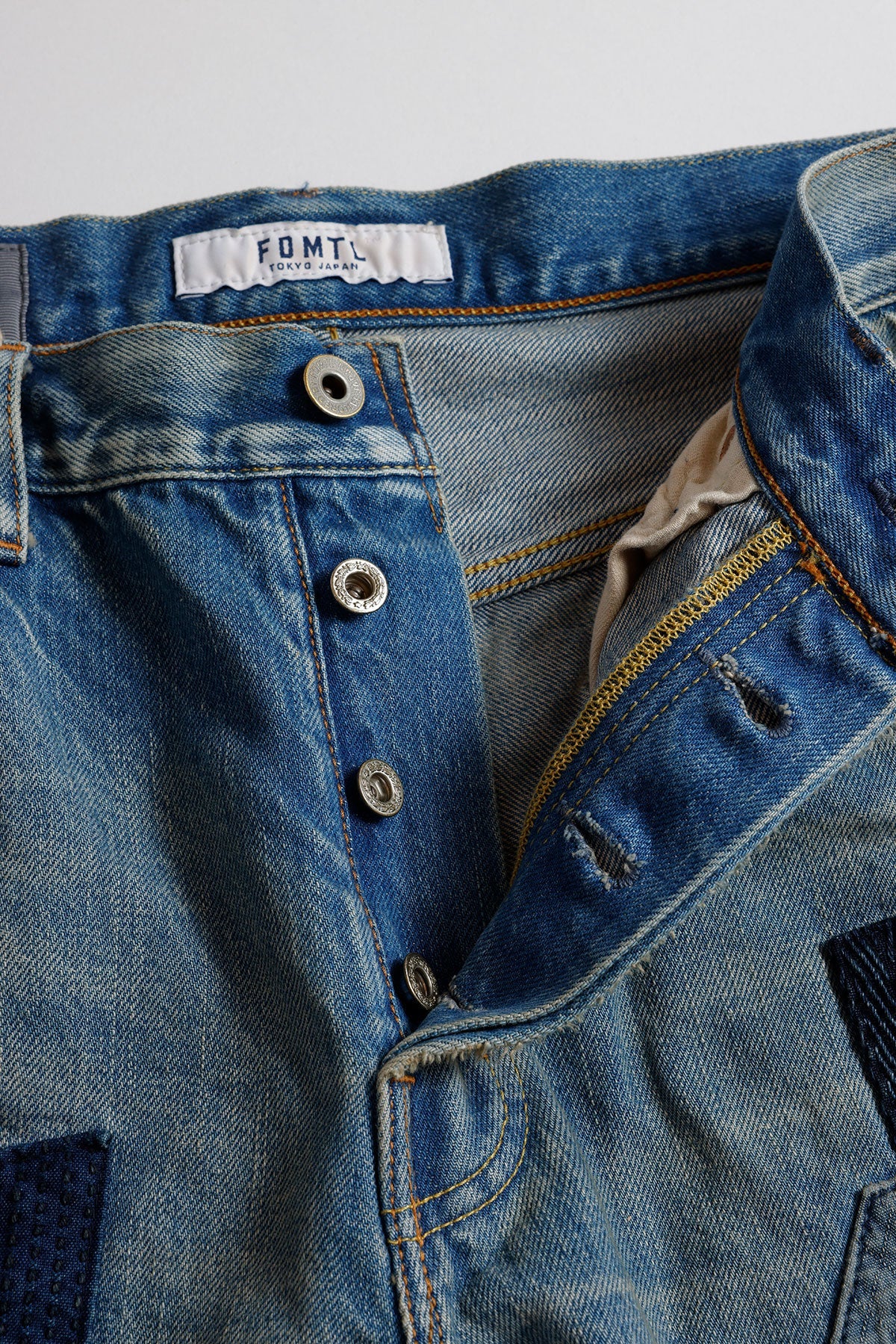 CLASSIC STRAIGHT DENIM CS121 (FA25) - INDIGO