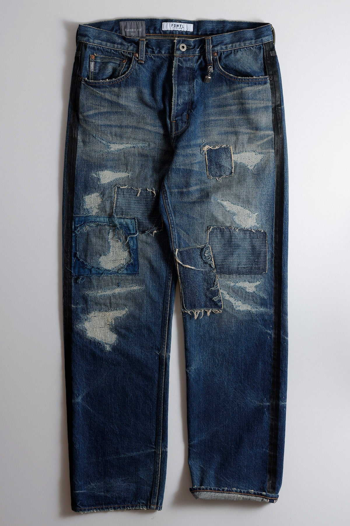 CLASSIC STRAIGHT DENIM CS125 (FA25) - INDIGO