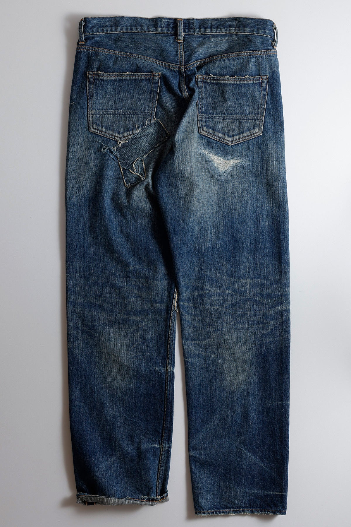 CLASSIC STRAIGHT DENIM CS125 (FA25) - INDIGO