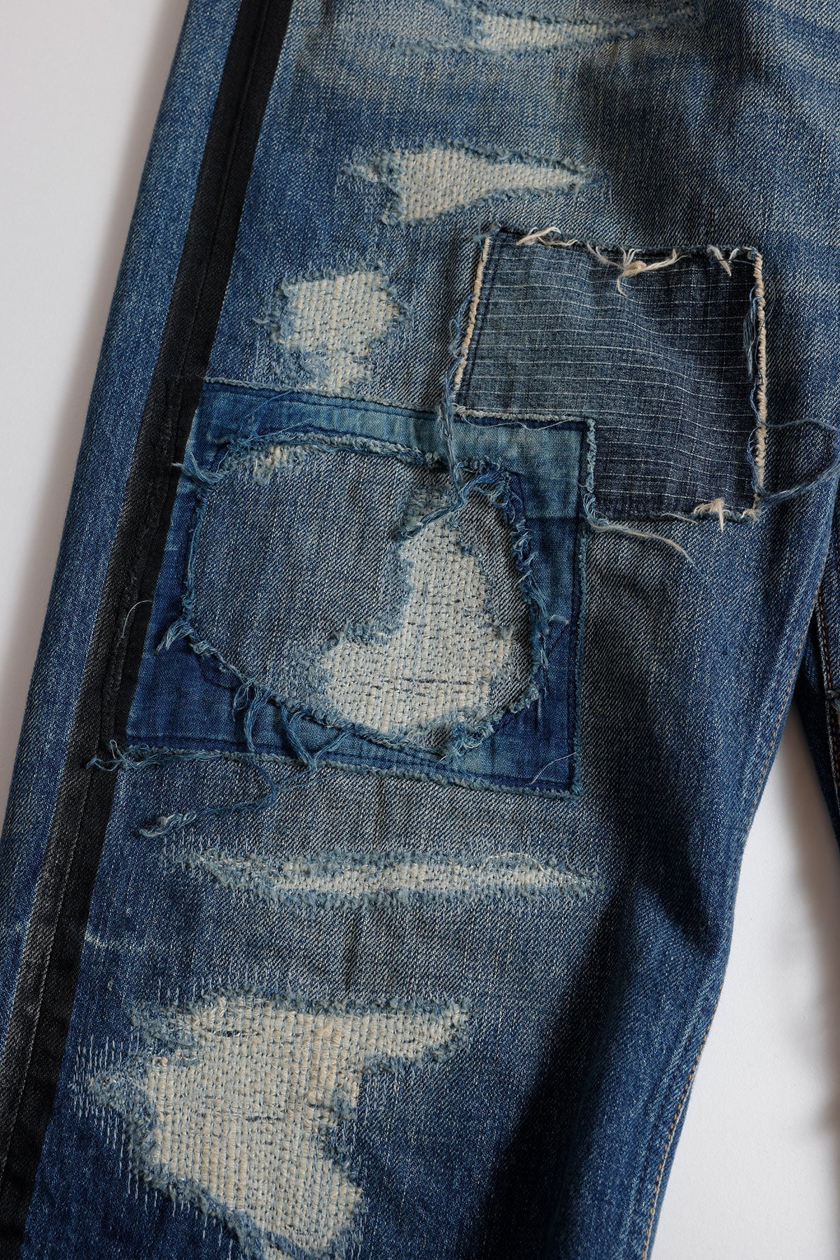 CLASSIC STRAIGHT DENIM CS125 (FA25) - INDIGO