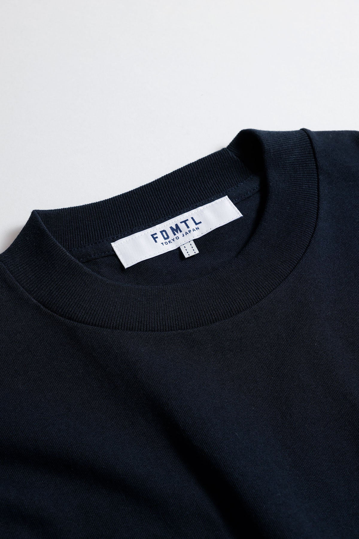 ORIGAMI TEE (FA25) - NAVY