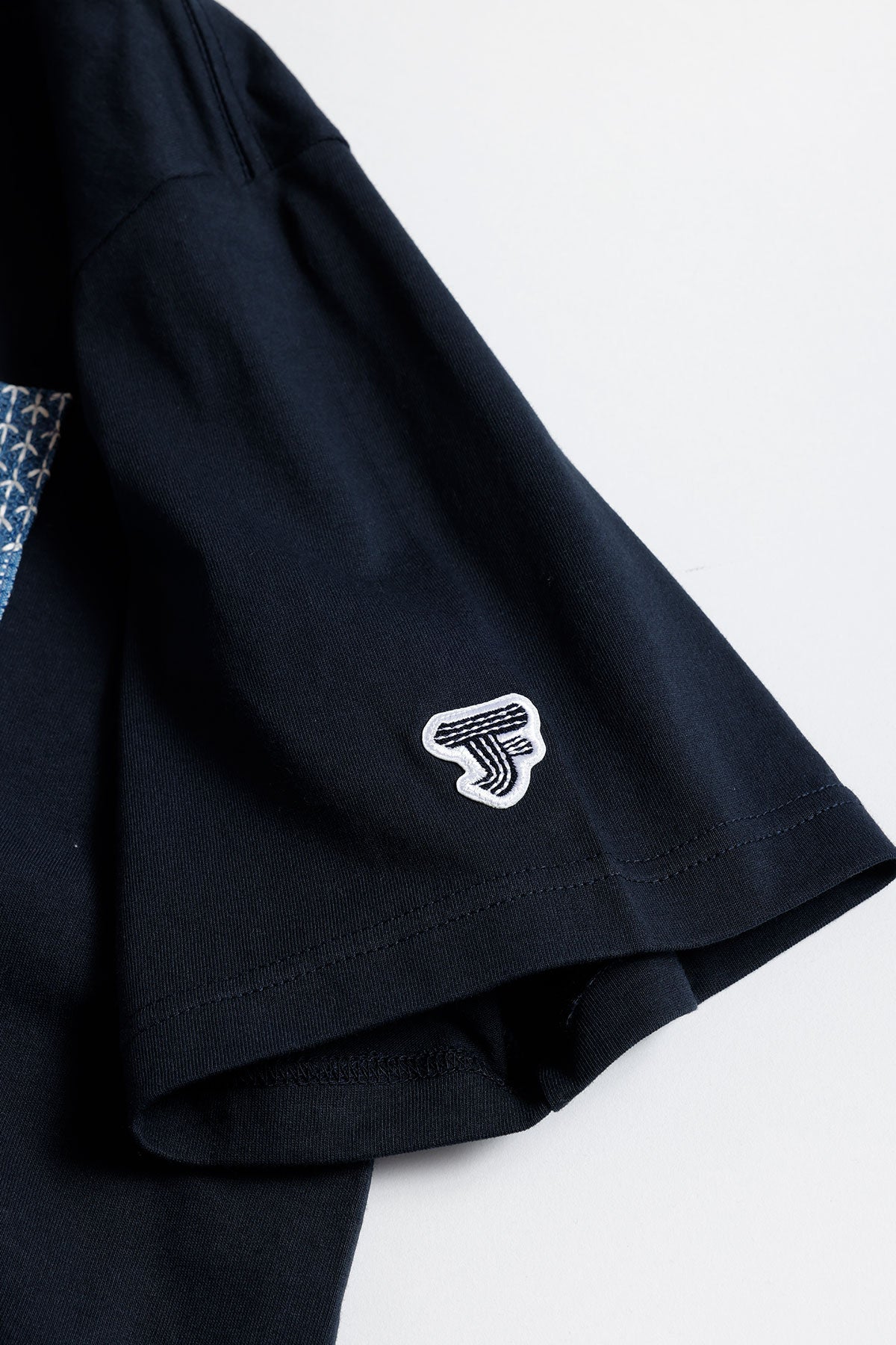 ORIGAMI TEE (FA25) - NAVY