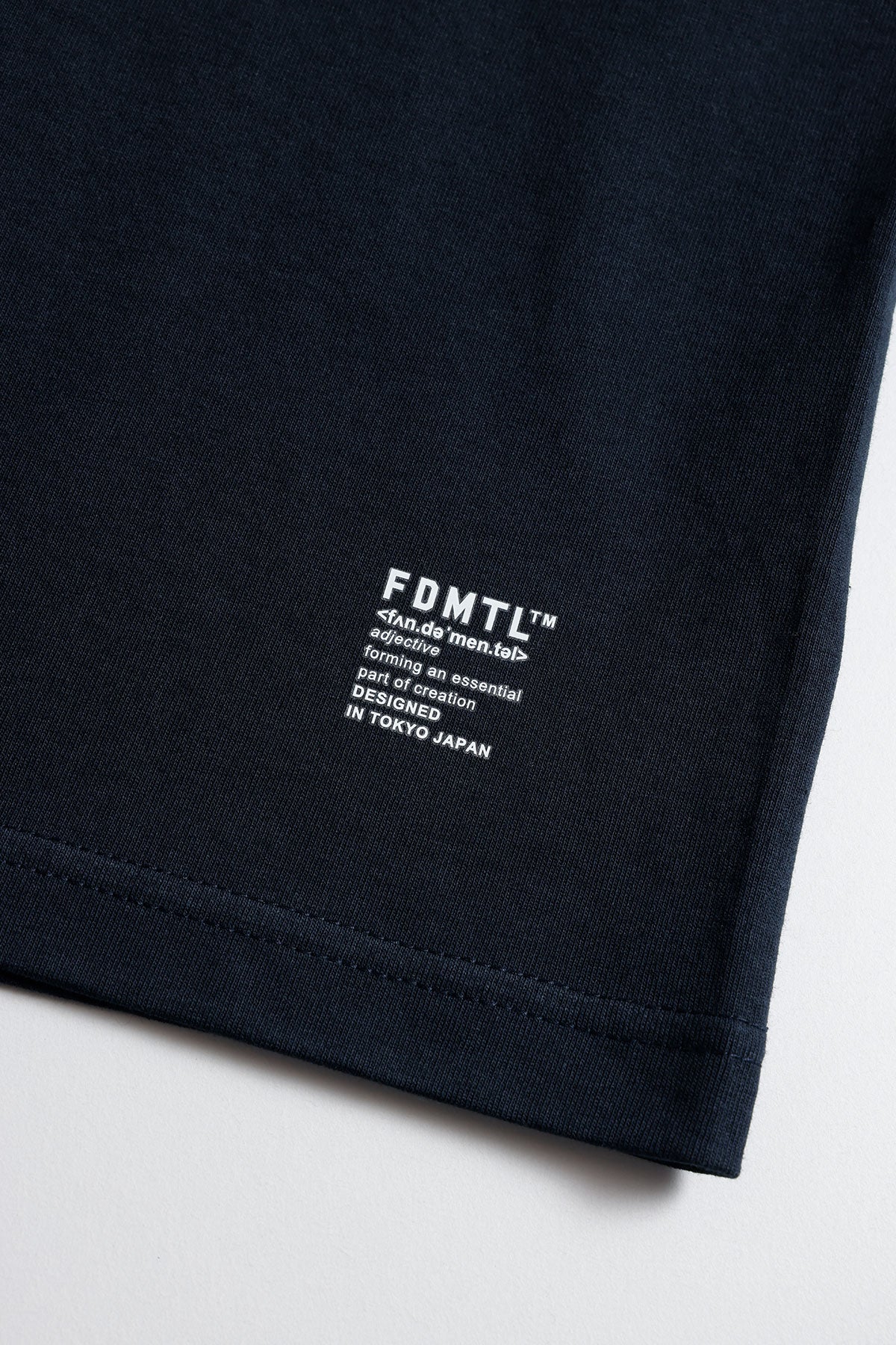 ORIGAMI TEE (FA25) - NAVY