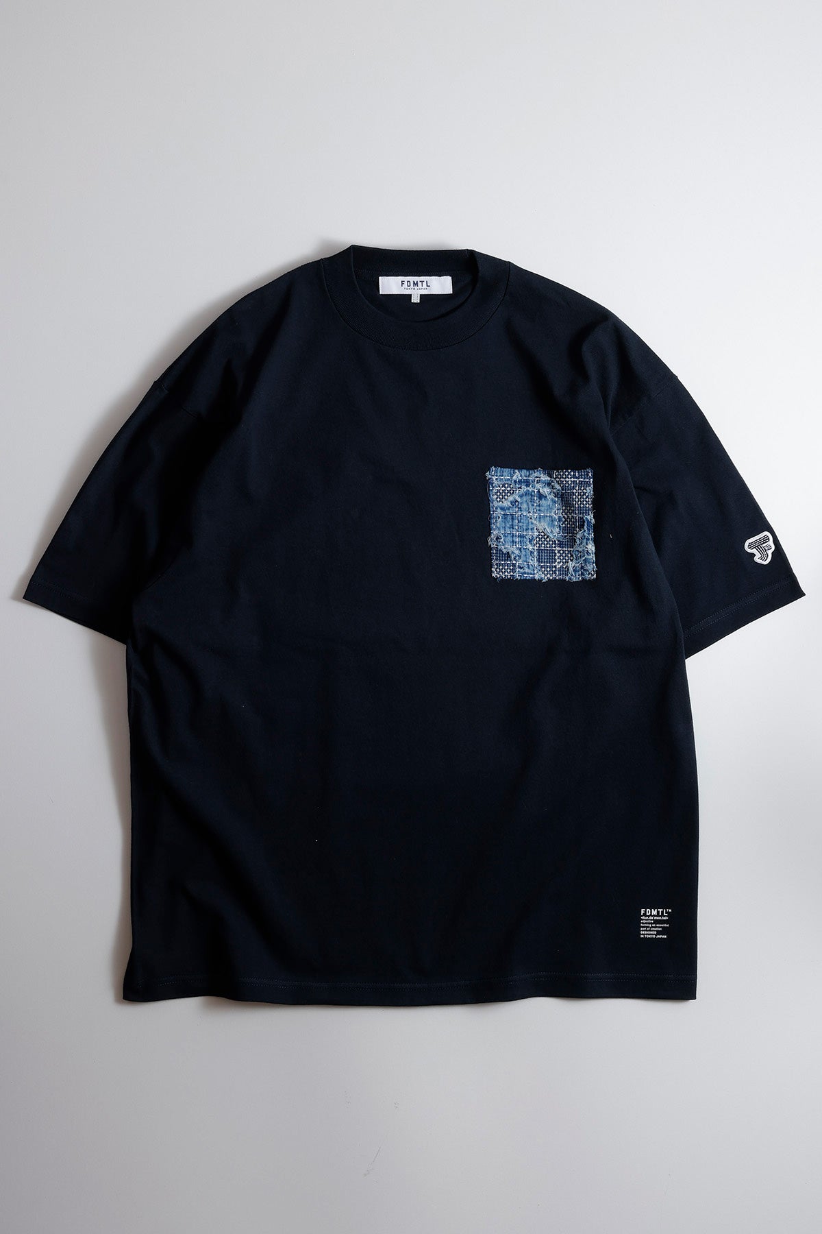 BORO POCKET TEE (FA25) - NAVY