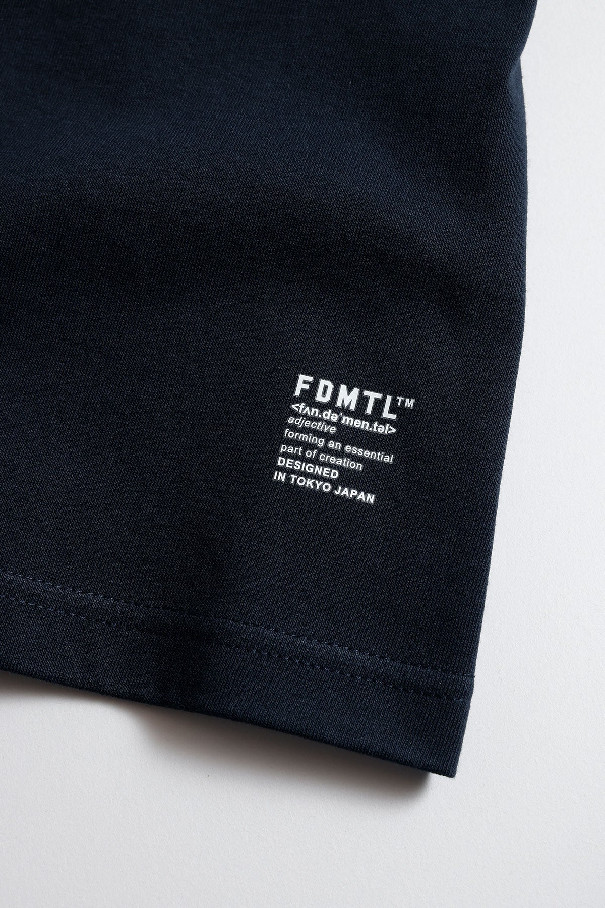 BORO POCKET TEE (FA25) - NAVY
