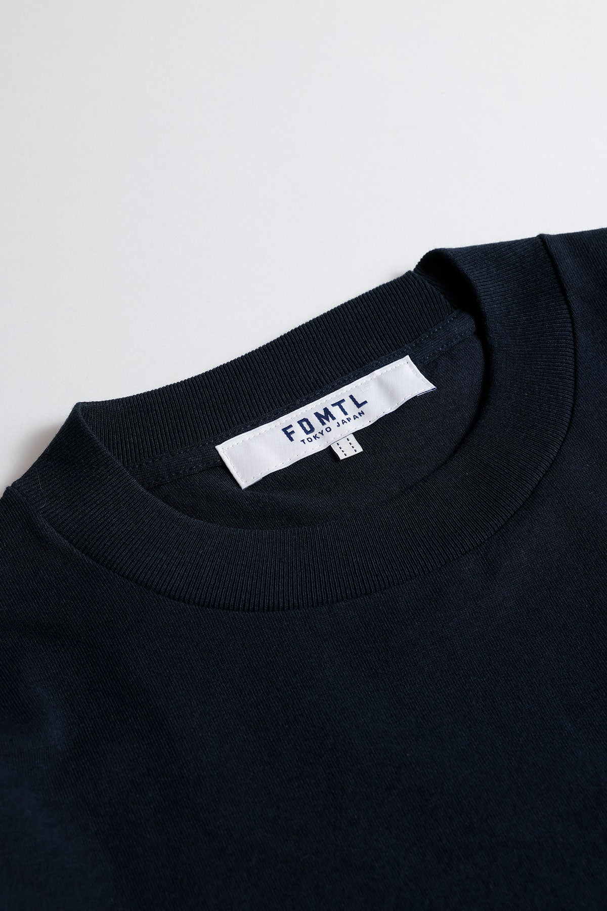 SQUARE JACQUARD TEE (FA25) - NAVY