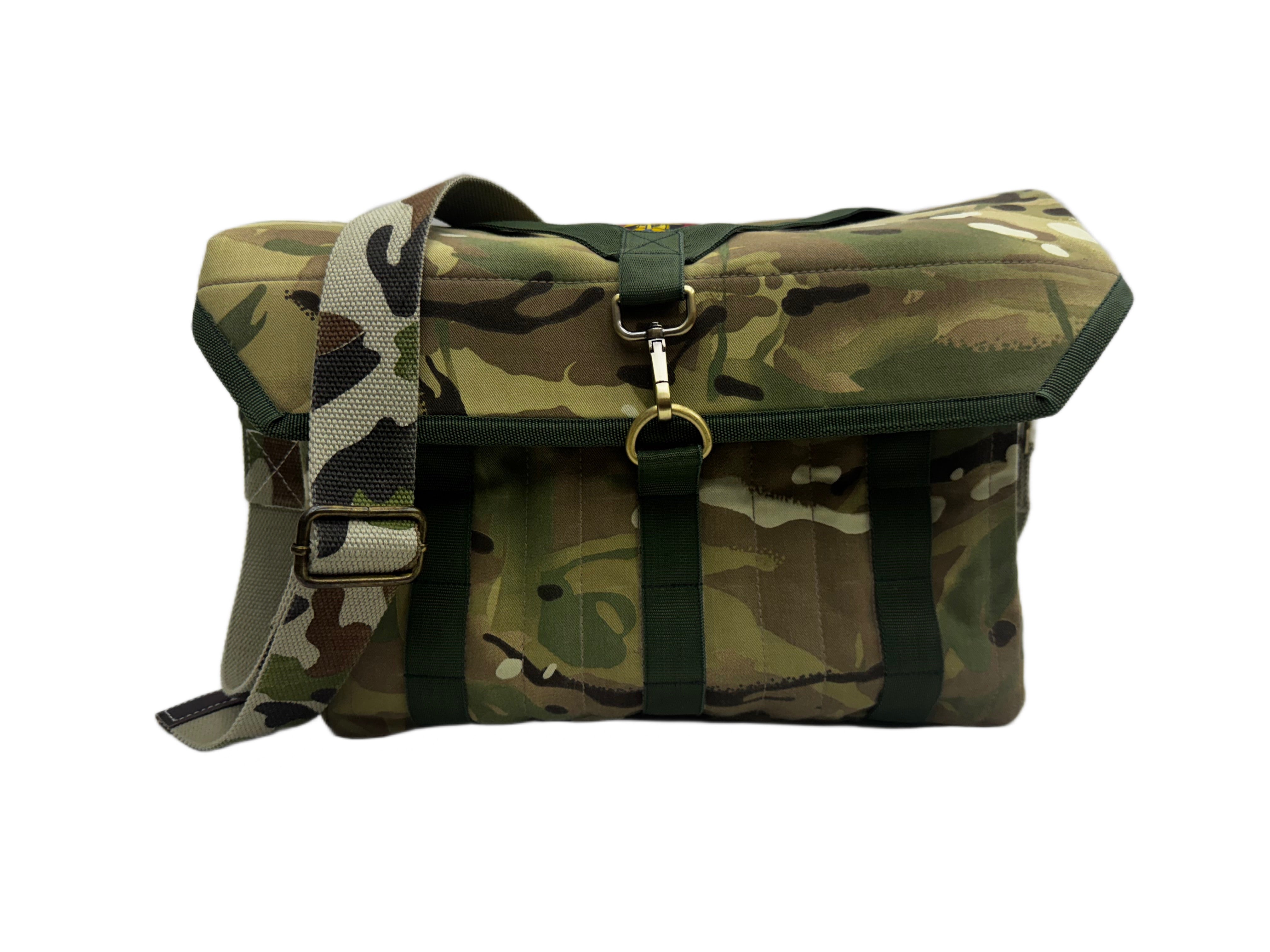 AK/PR/LOT3/ACC/036 The Tactical Camo Camera Bag - GREEN CAMO