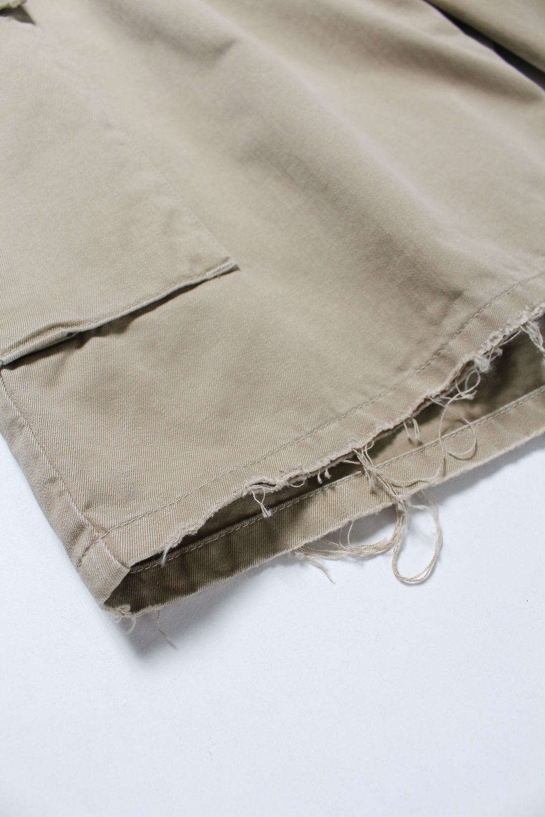 US ARMY MOUNTAIN TROOPER SHORTS AGED - KHAKI