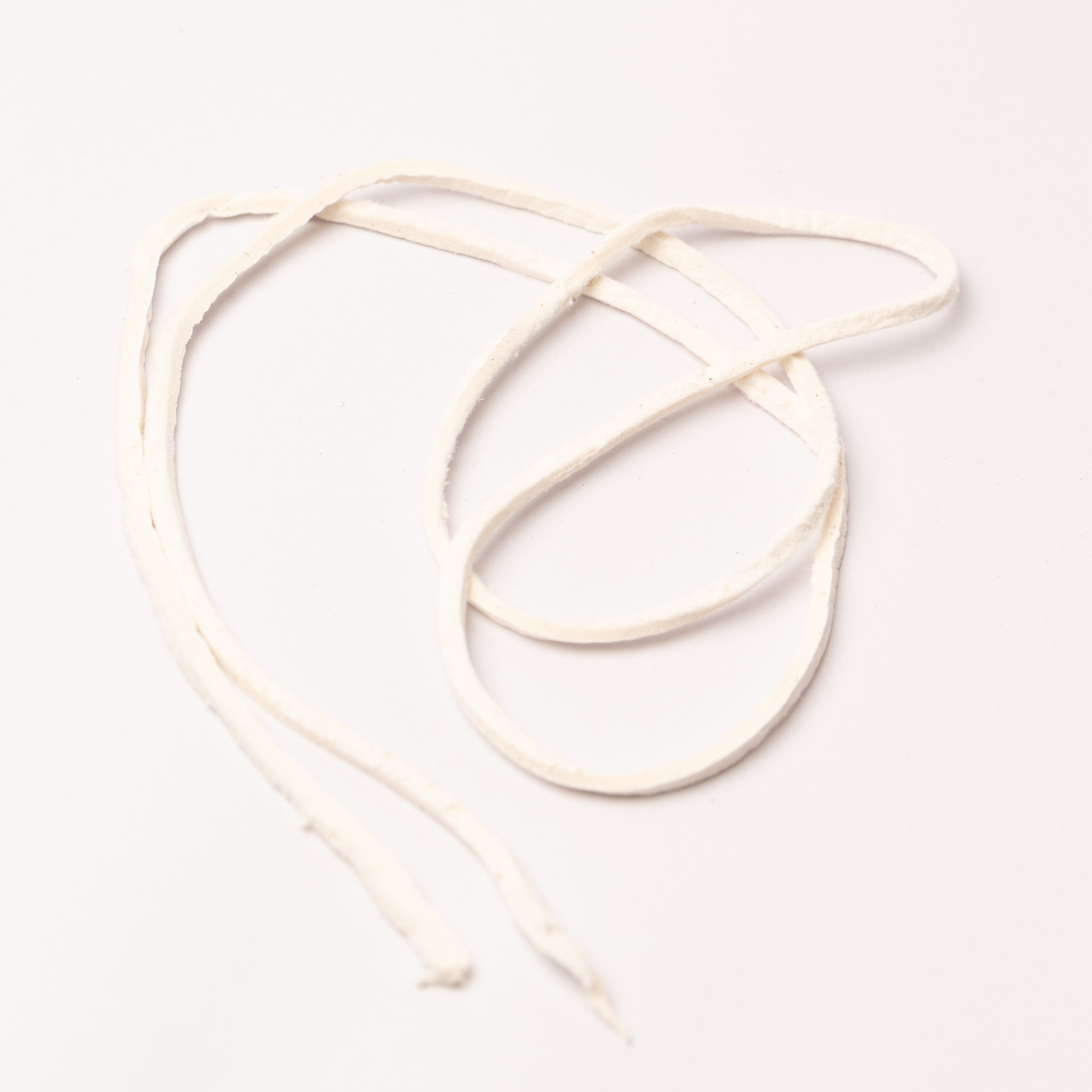 L-020A LEATHER LACE - WHITE