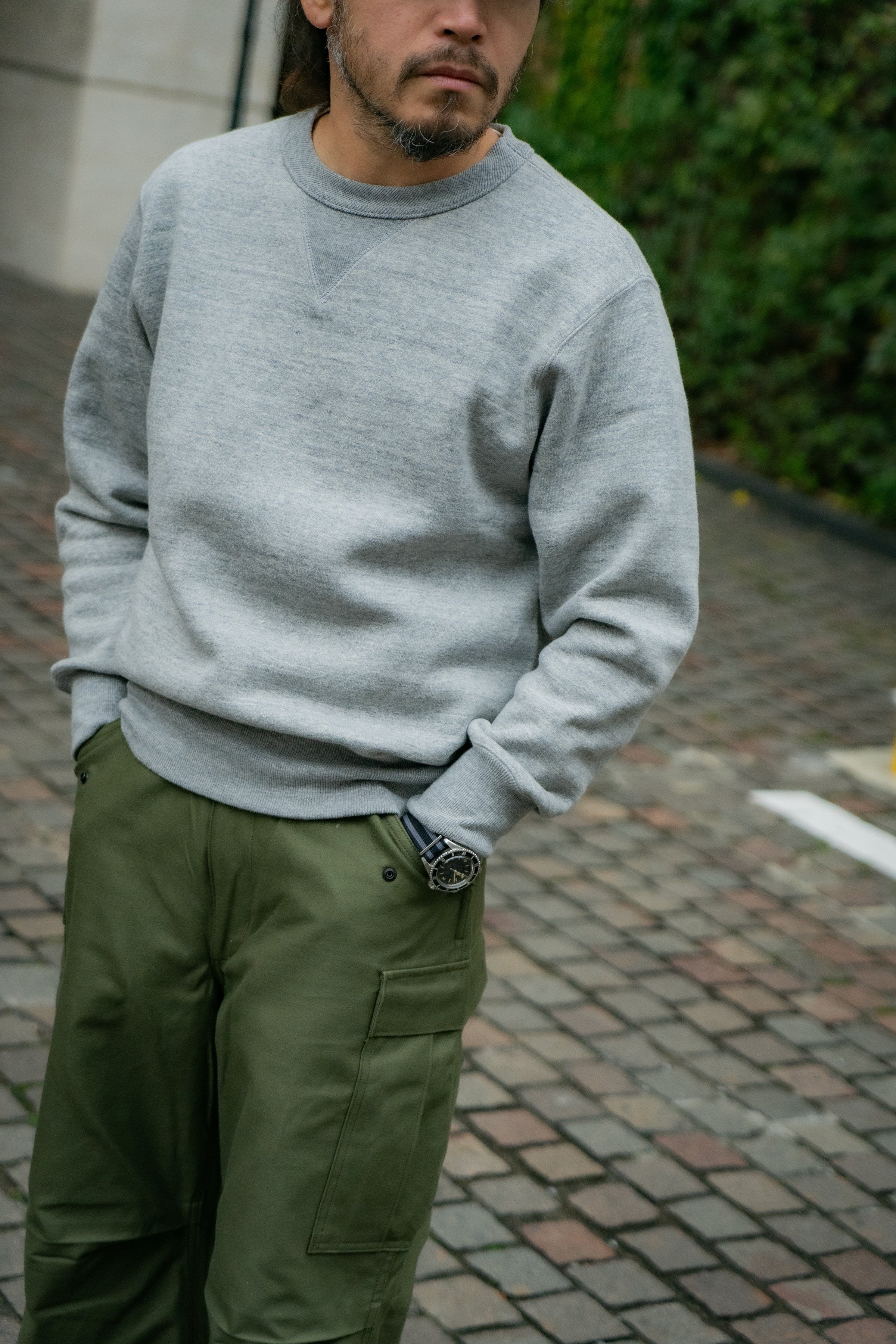 MC24113 10 OZ. LOOPWHEEL CREWNECK SWEATSHIRT - GRAY