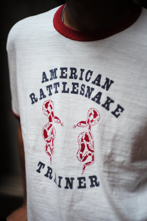 MC25021 ATHLETIC T-SHIRT / RATTLE SNAKE TRAINER - MILK/CHERRY