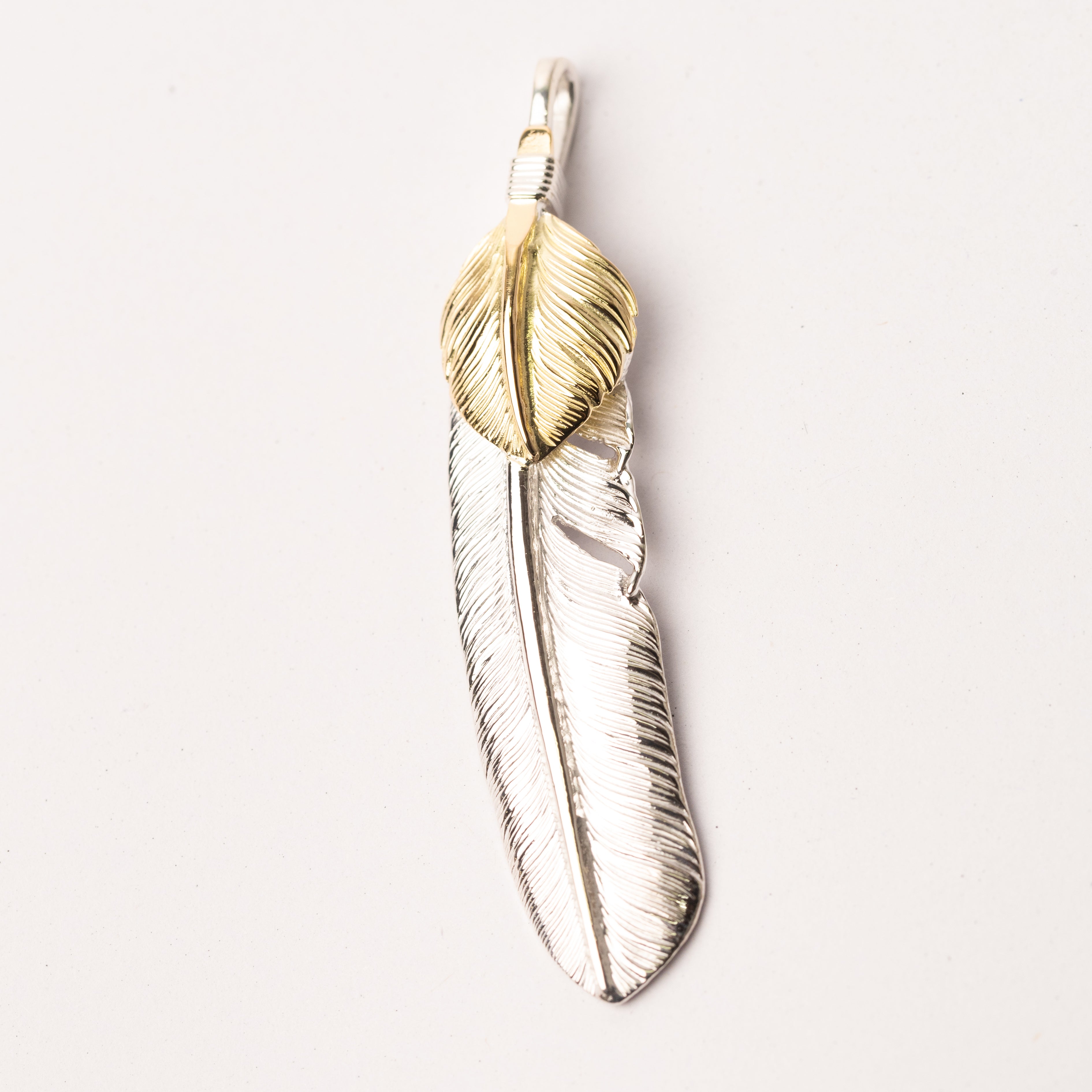 P-356R K18 Heart Feather with Feather (L)
